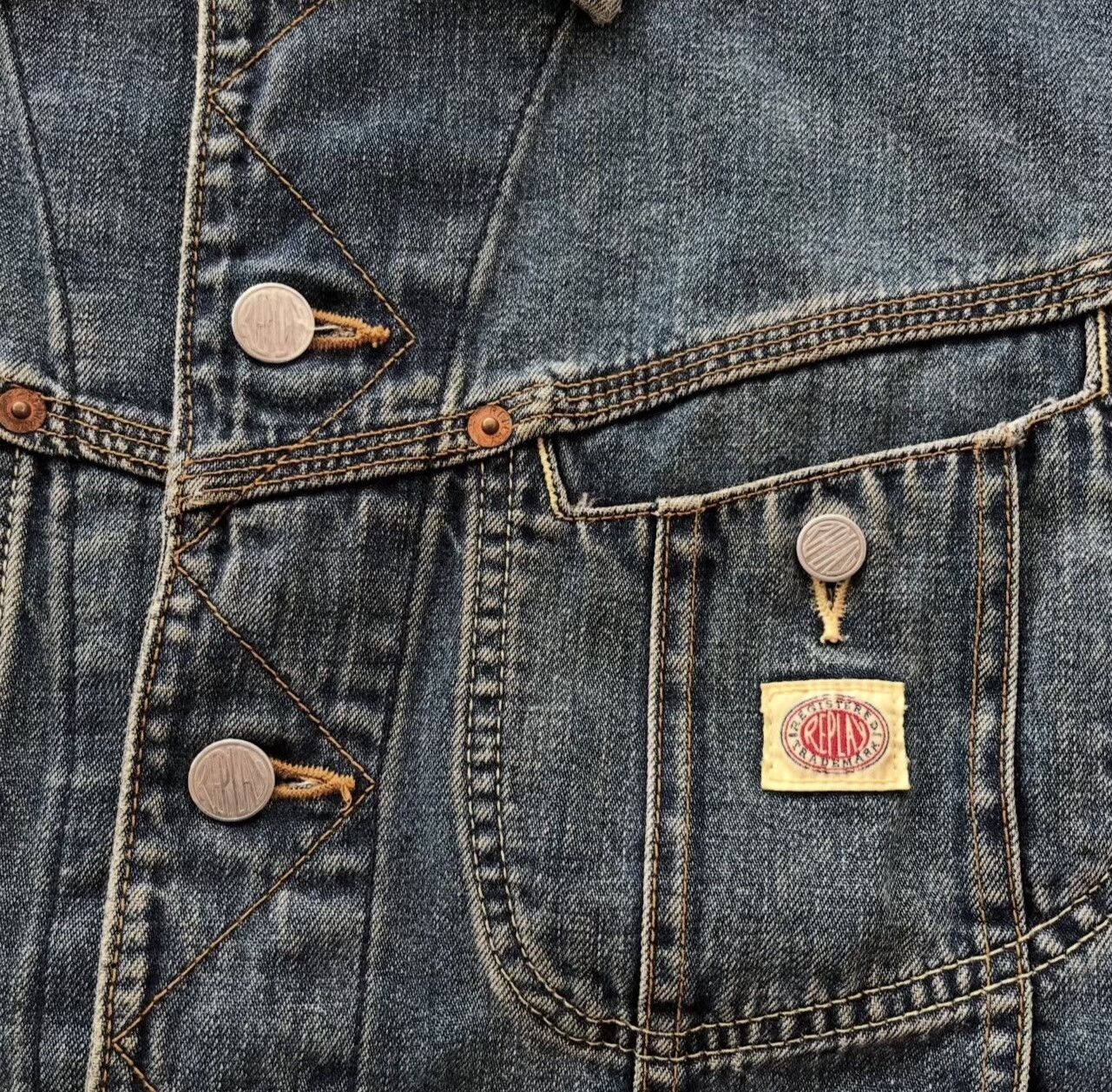 Vintage Vintage Replay Denim Trucker Jacket Size US M / EU 48-50 / 2 - 3 Thumbnail
