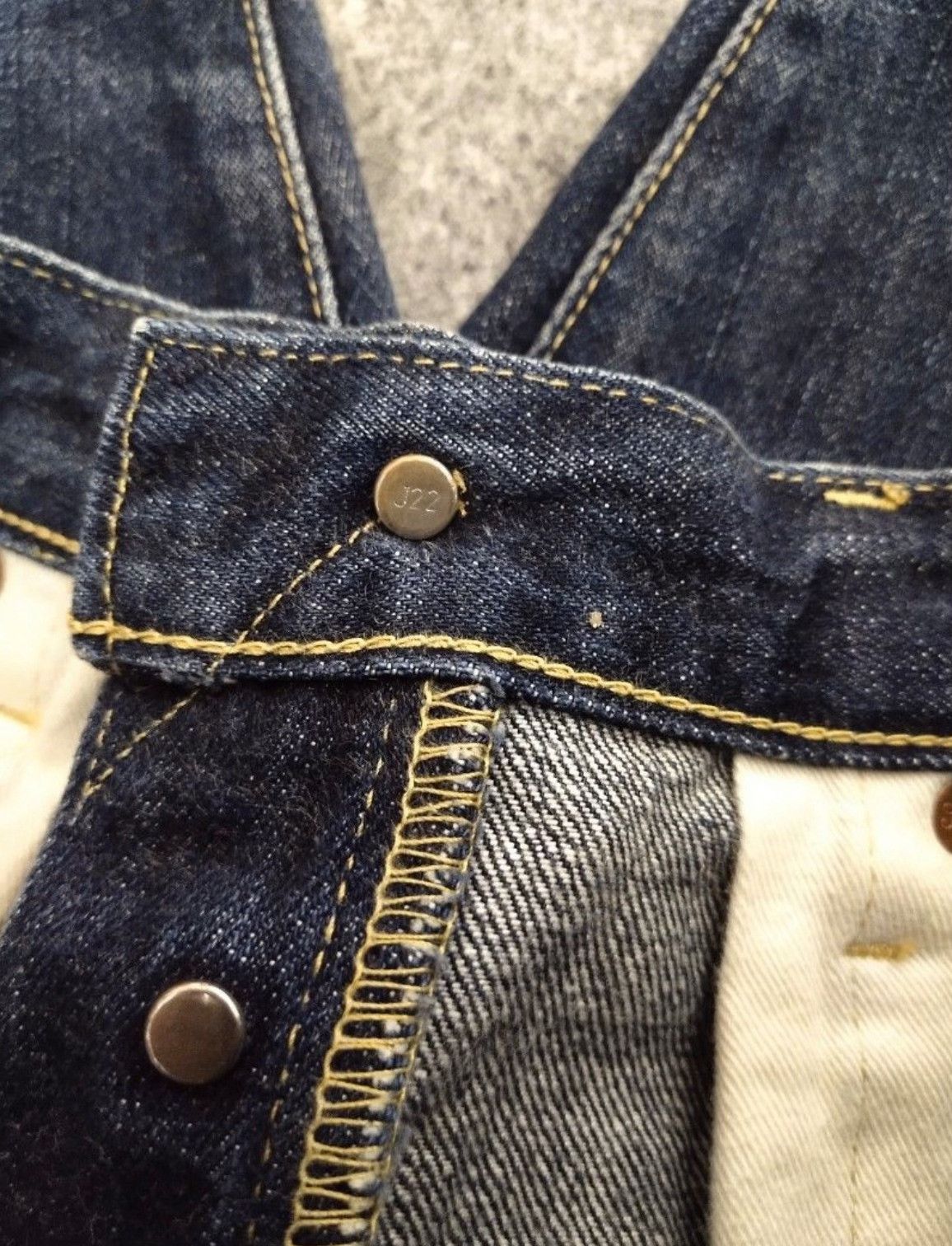 Vintage Vintage Levi's 90s 702xx BigE Selvedge Size US 31 - 6 Thumbnail