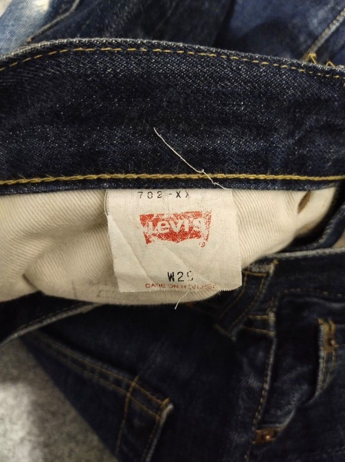 Vintage Vintage Levi's 90s 702xx BigE Selvedge Size US 31 - 7 Thumbnail