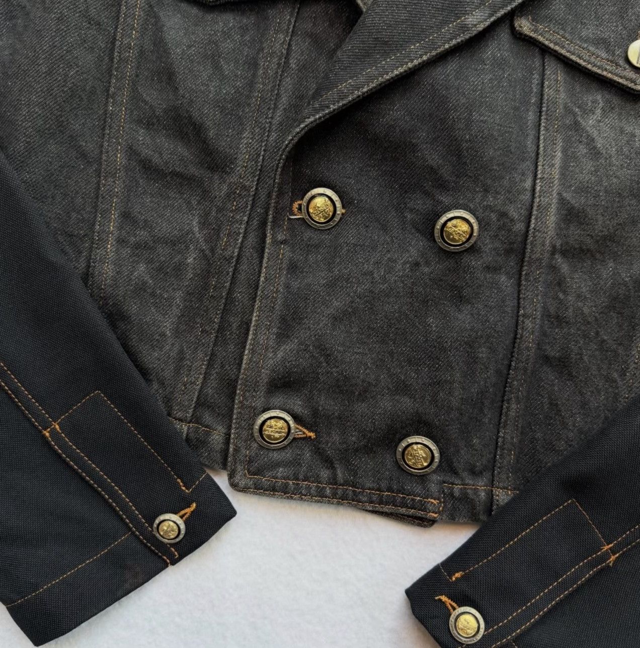 Vintage Vintage Marithe Francois Girbaud Double Breasted Cropped Denim Jacket Size M / US 6-8 / IT 42-44 - 4 Thumbnail