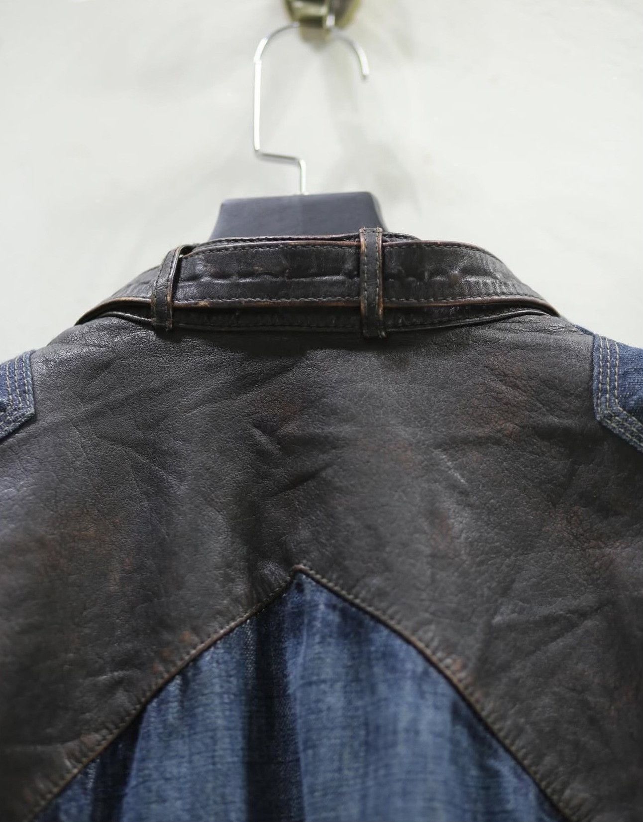 Vintage Vintage 90s Emporio Armani Leather Patch Denim Jacket Size US S / EU 44-46 / 1 - 7 Thumbnail