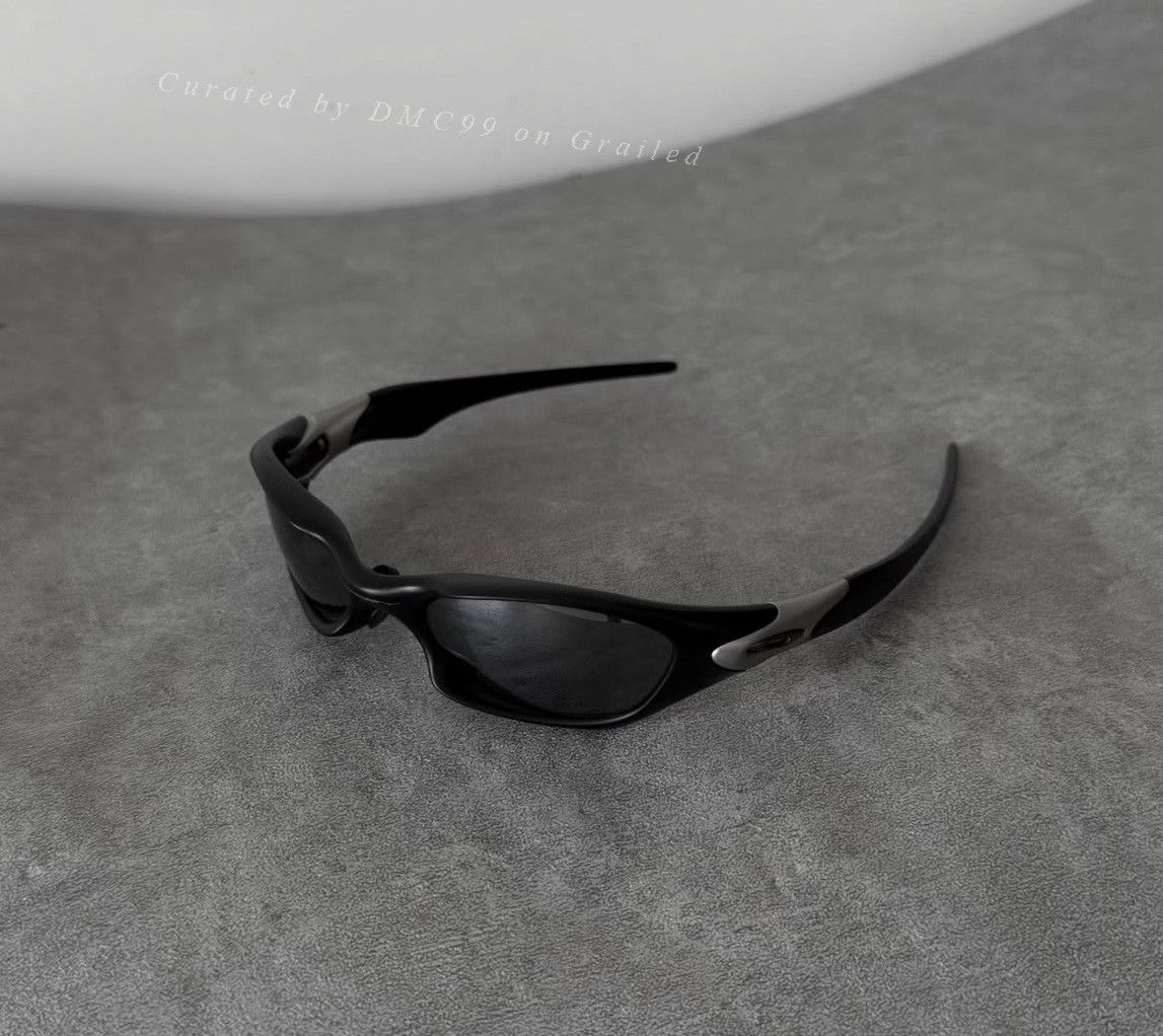 Vintage Vintage Oakley 2003 Valve 1.0 Sunglasses Size ONE SIZE - 4 Thumbnail