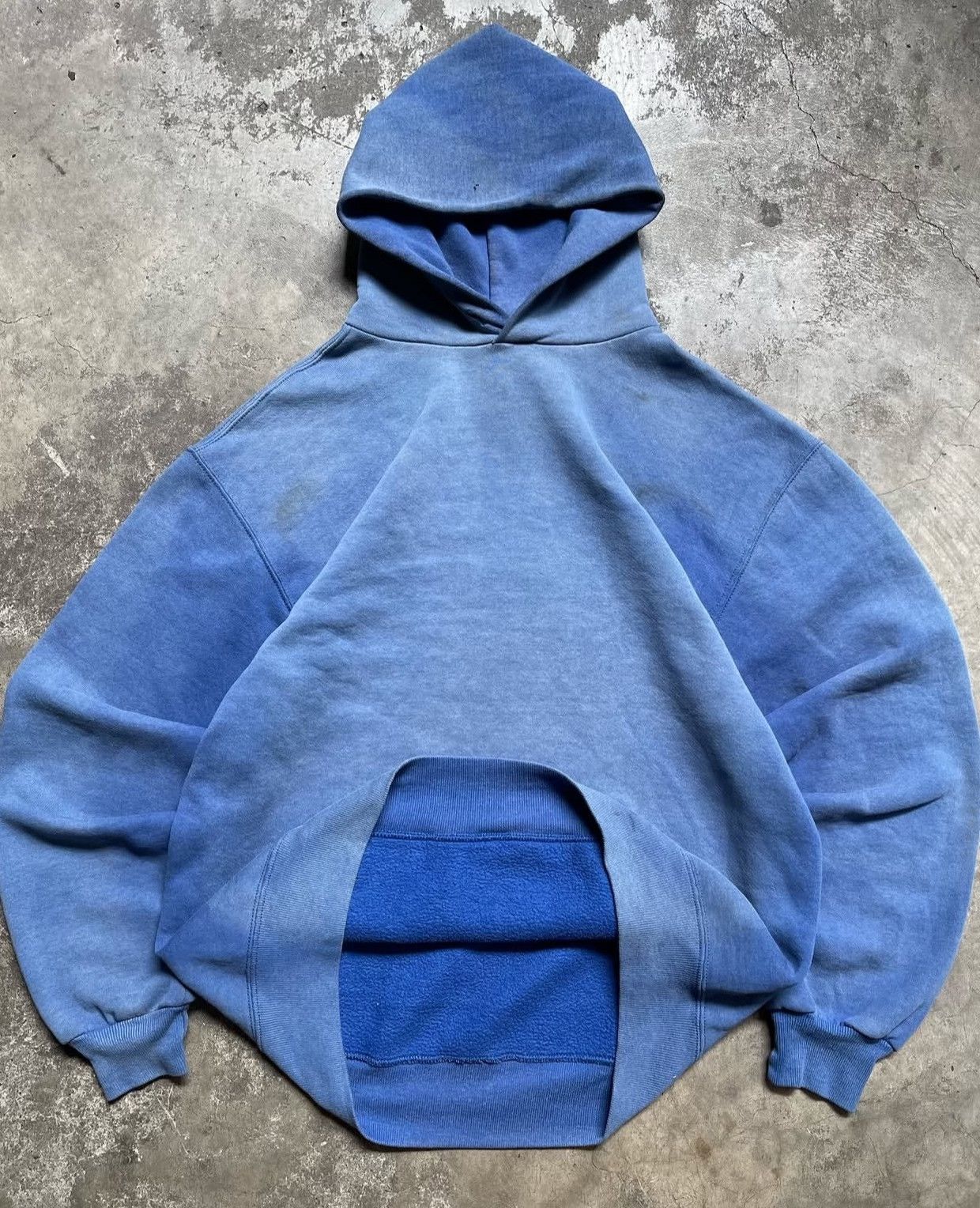 Vintage 1990s Russell Sun Faded Royal Blue Hoodie Size US XL / EU 56 / 4 - 2 Thumbnail