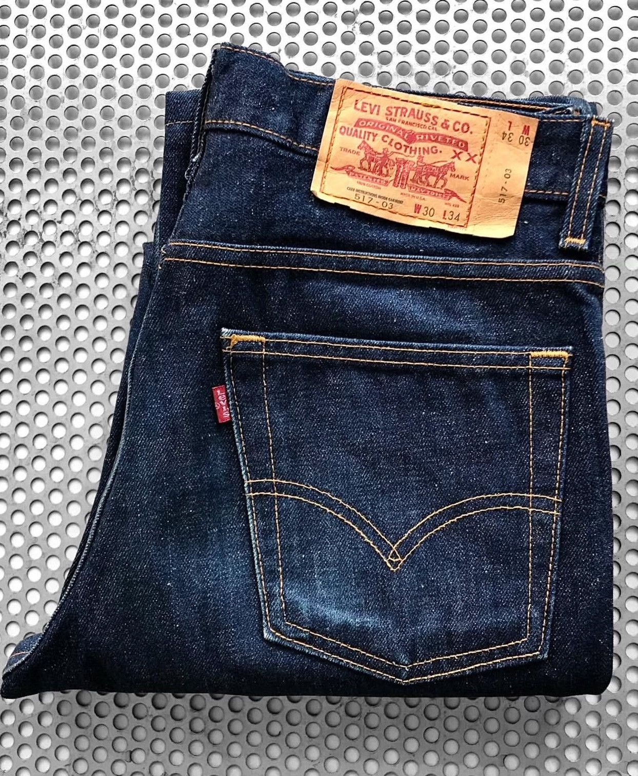Vintage Vintage 1990s Levi's 517 Bootcut Jeans Size US 34 / EU 50 - 2 Thumbnail