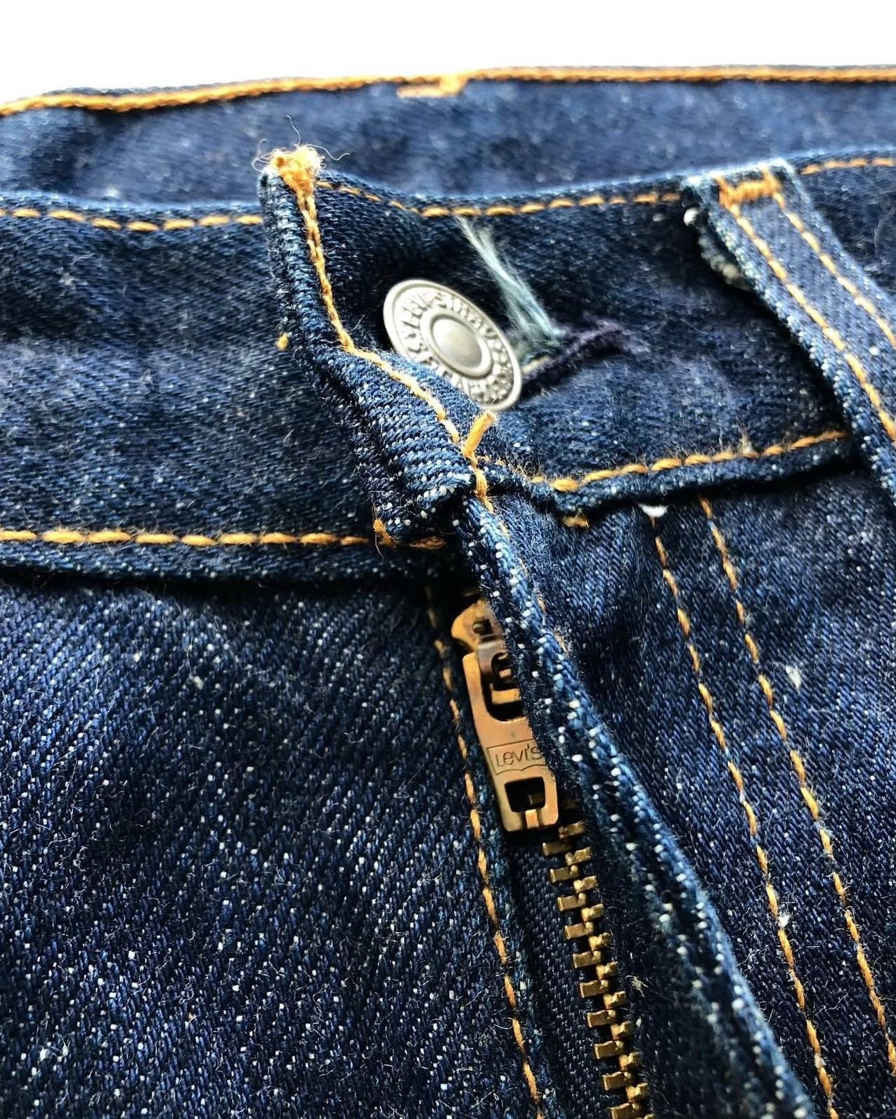 Vintage Vintage 1990s Levi's 517 Bootcut Jeans Size US 34 / EU 50 - 4 Thumbnail