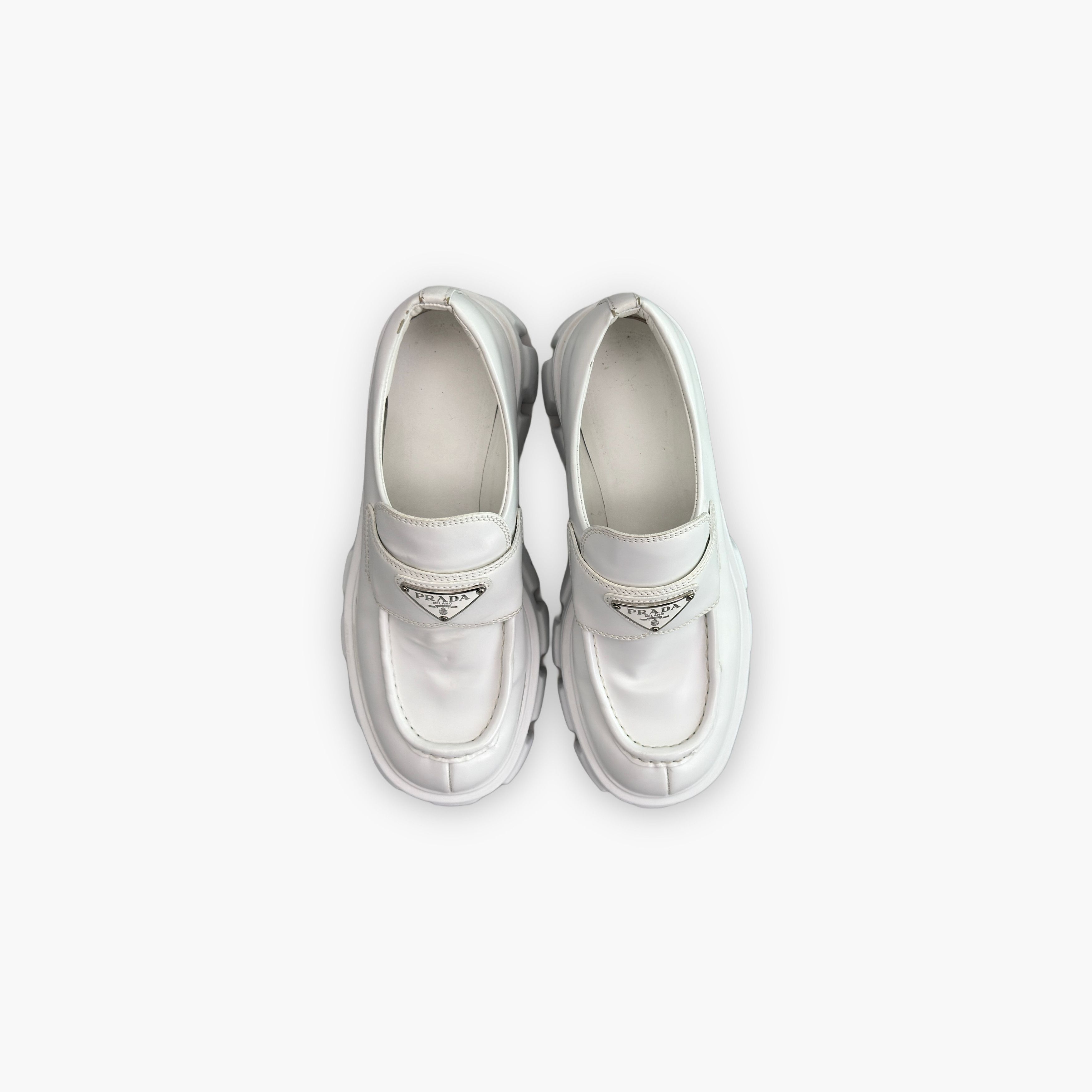 Prada Prada Monolith Logo Plaque Loafers Size 36 Size US 6 / IT 36 - 9 Thumbnail