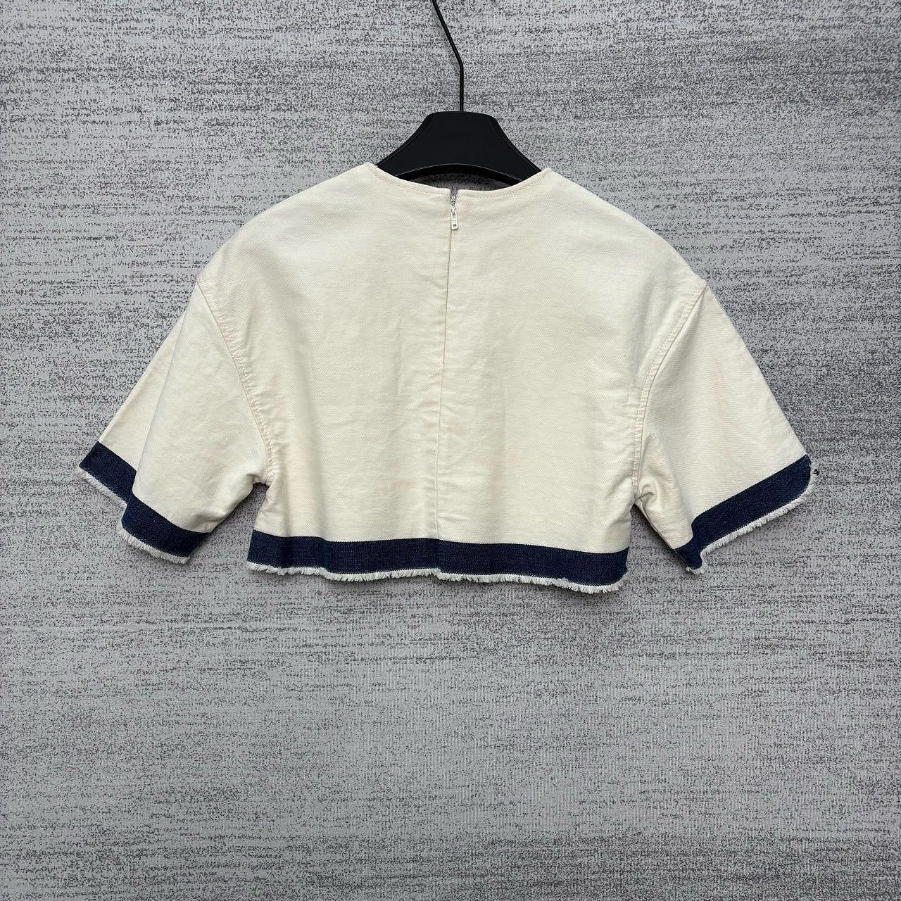Prada Prada Logo Patch Crop Top Size 36 Size XS / US 0-2 / IT 36-38 - 2 Thumbnail
