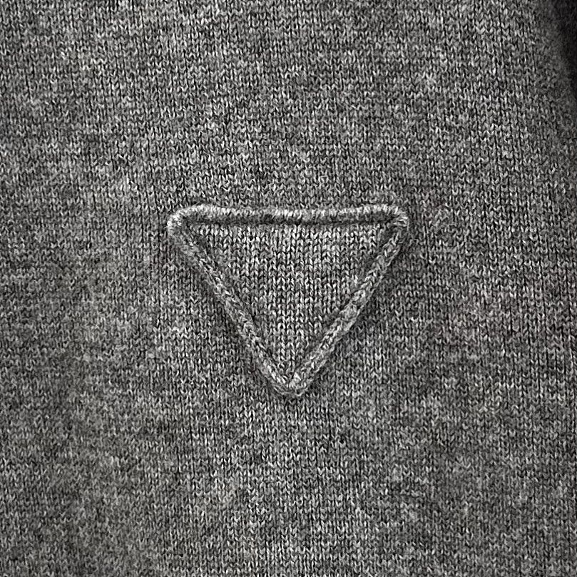 Prada Prada Gray Cashmere Crewneck Sweater Size M Size US M / EU 48-50 / 2 - 7 Thumbnail