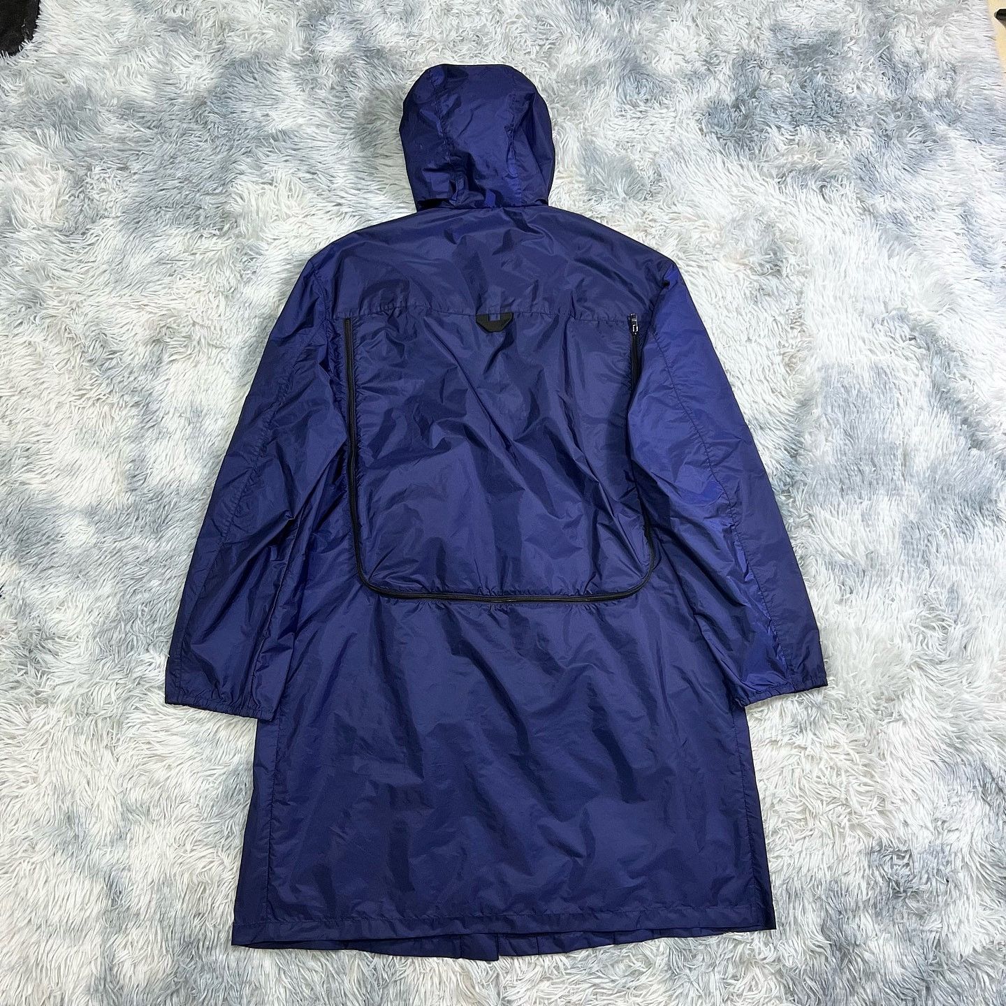 Prada Prada Logo Plaque Hooded Jacket Size M Size US M / EU 48-50 / 2 - 2 Thumbnail