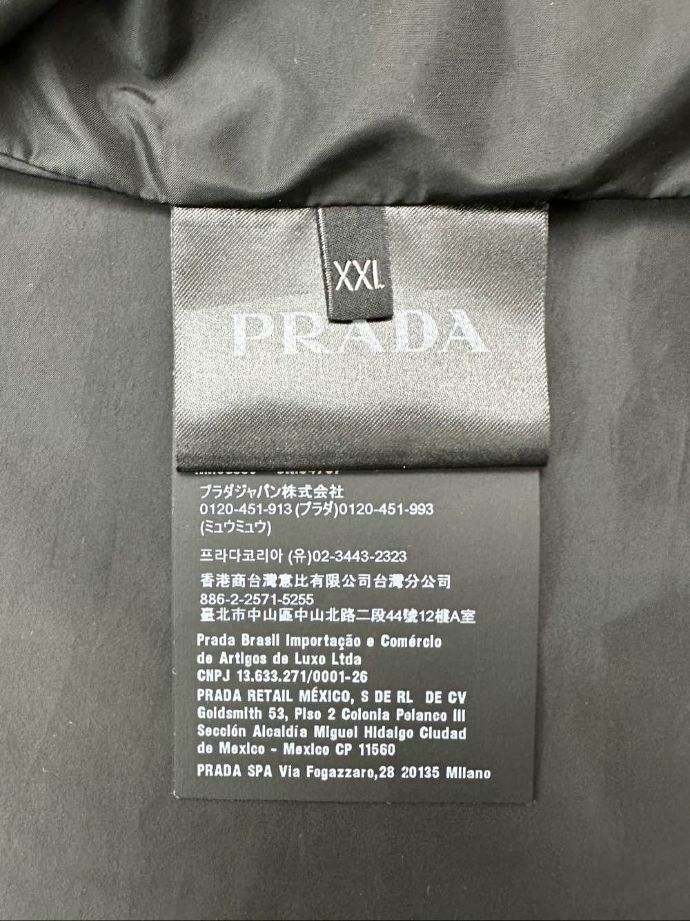 Prada Prada Logo Hooded Light Jacket Size XXL Size US XXL / EU 58 / 5 - 4 Thumbnail