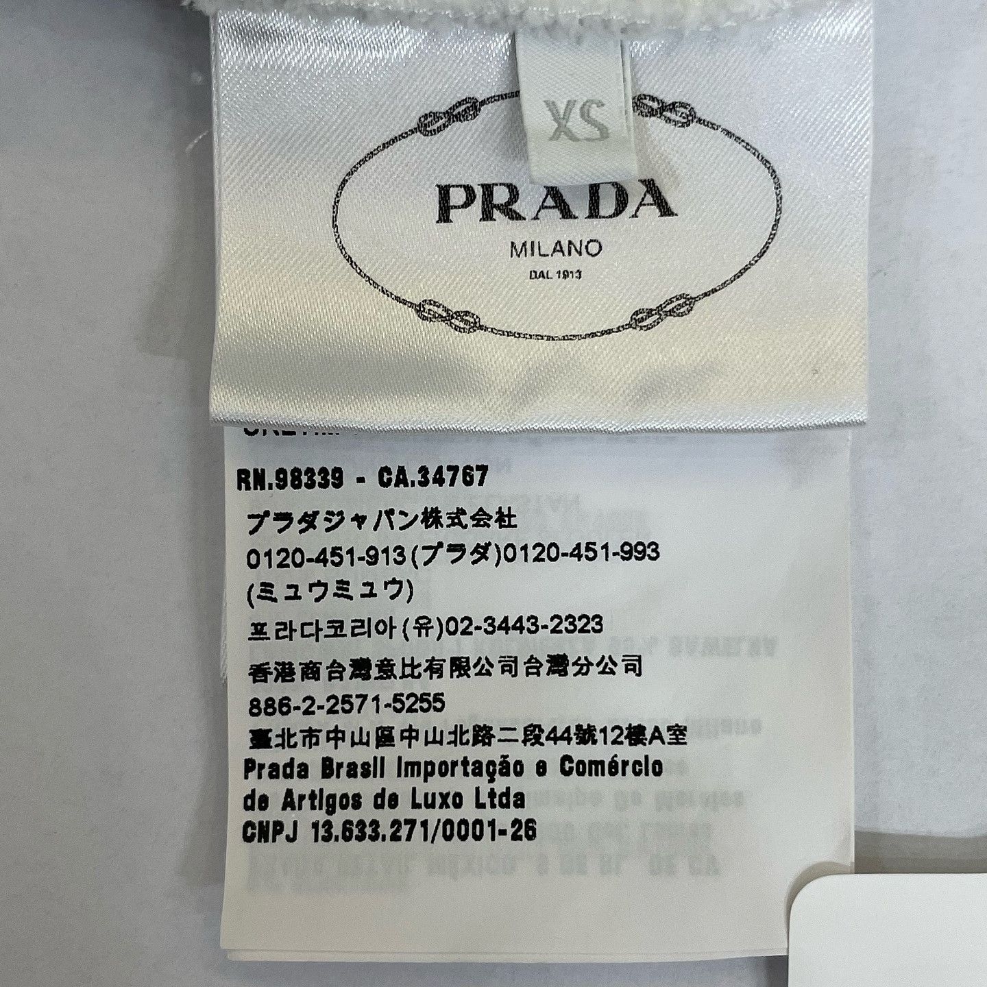 Prada Prada Triangle Logo Tank Top Size XS Size XS / US 0-2 / IT 36-38 - 4 Thumbnail