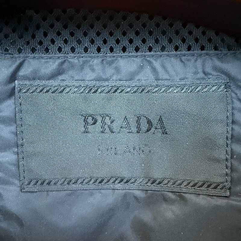 Prada Prada Logo Patch Re-Nylon Hooded Jacket Size 46 Size US S / EU 44-46 / 1 - 3 Thumbnail