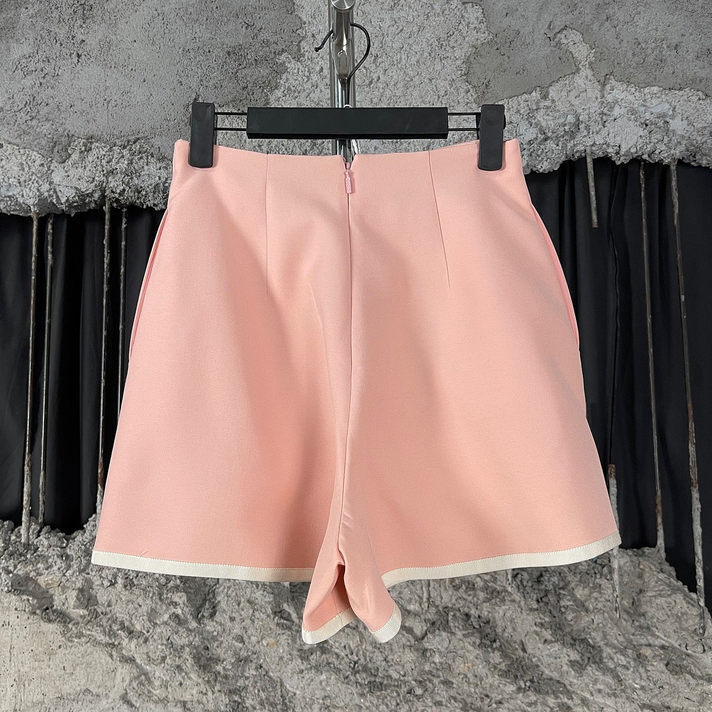 Gucci Gucci Pink Shorts Size 36 Size 25" / US 0 / IT 36 - 2 Thumbnail
