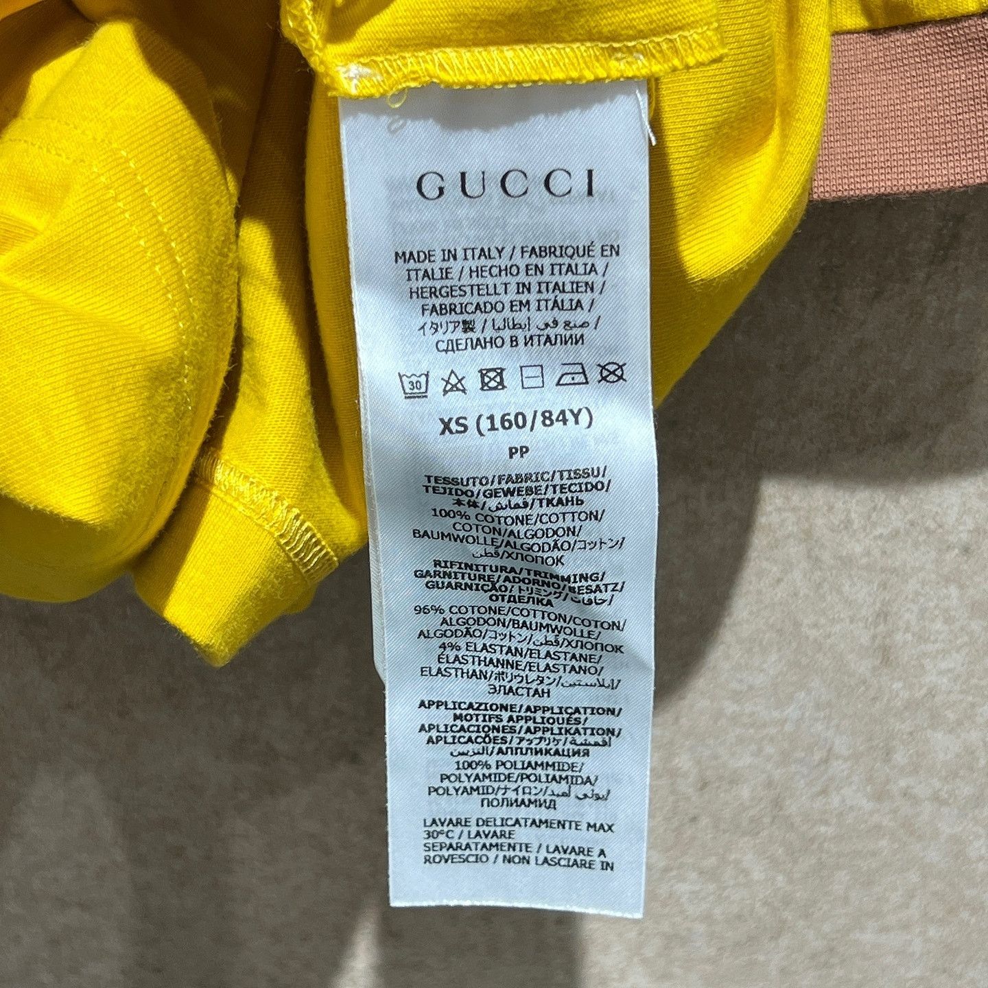 Gucci Gucci x adidas Originals Logo V-Neck T-Shirt Size XS Size XS / US 0-2 / IT 36-38 - 4 Thumbnail