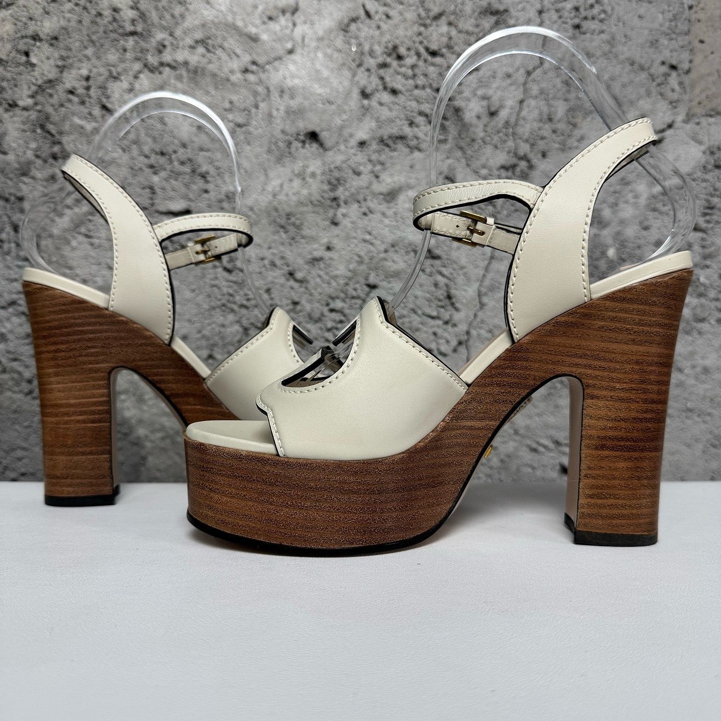 Gucci Gucci Interlocking G Platform Sandals Size 37 Size US 7 / IT 37 - 9 Thumbnail