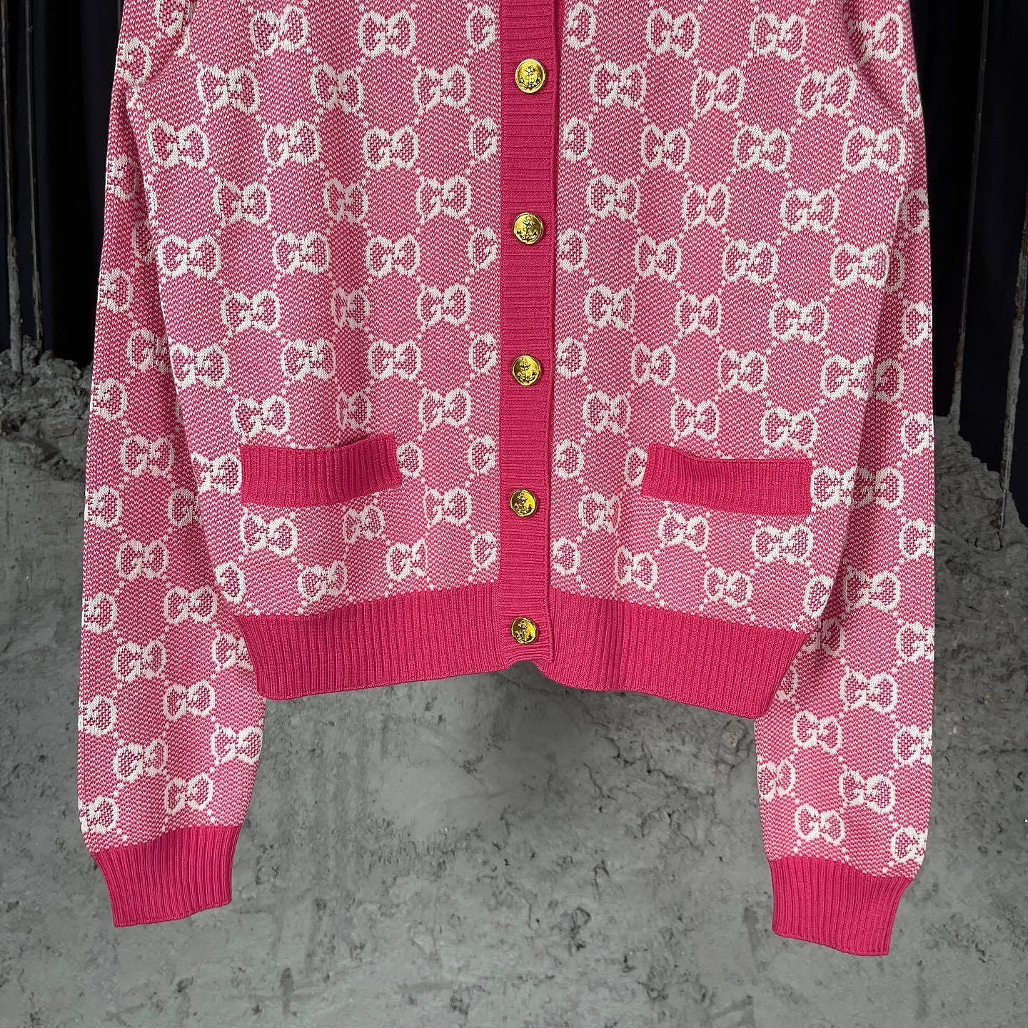Gucci Gucci GG Logo Cardigan XS Size XS / US 0-2 / IT 36-38 - 6 Thumbnail
