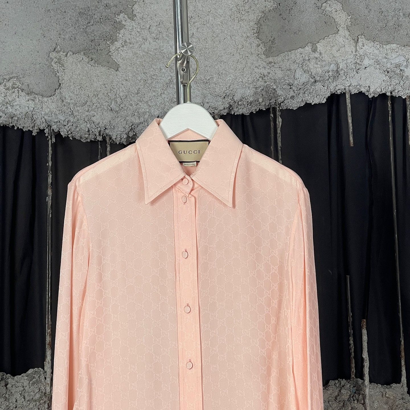 Gucci Gucci GG Monogram Silk Button Up Shirt Size 38 Size XS / US 0-2 / IT 36-38 - 5 Thumbnail