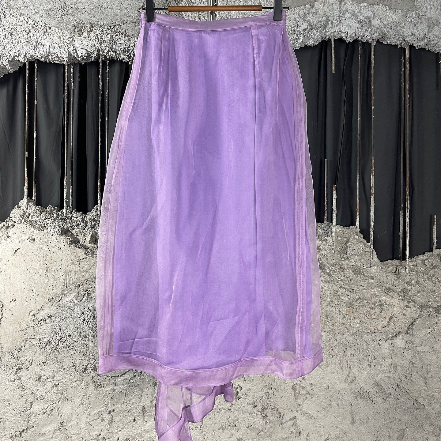 Gucci Gucci Purple Silk Midi Skirt Size 38 Size 26" / US 2 / IT 38 - 2 Thumbnail
