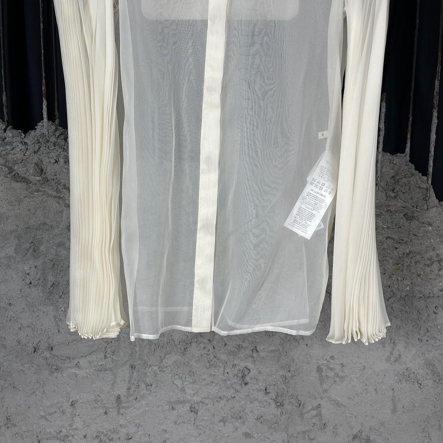 Gucci Gucci Pleated Sheer Blouse Size 36 Size XS / US 0-2 / IT 36-38 - 6 Thumbnail