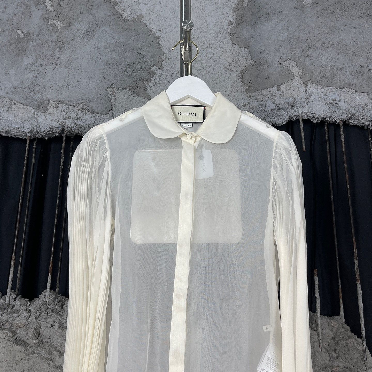Gucci Gucci Pleated Sheer Blouse Size 36 Size XS / US 0-2 / IT 36-38 - 5 Thumbnail