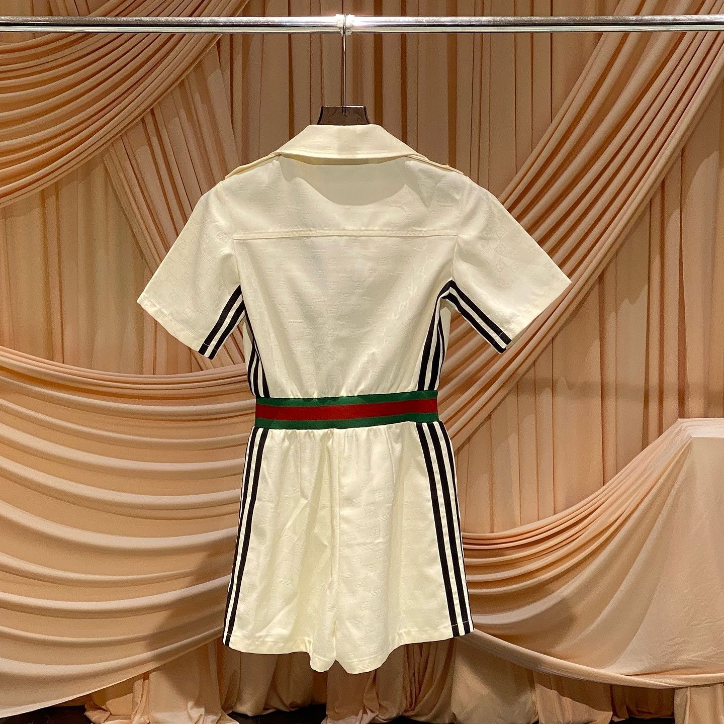 Gucci Gucci x adidas Web Stripe Jumpsuit Size 36 Size 25" / US 0 / IT 36 - 2 Thumbnail