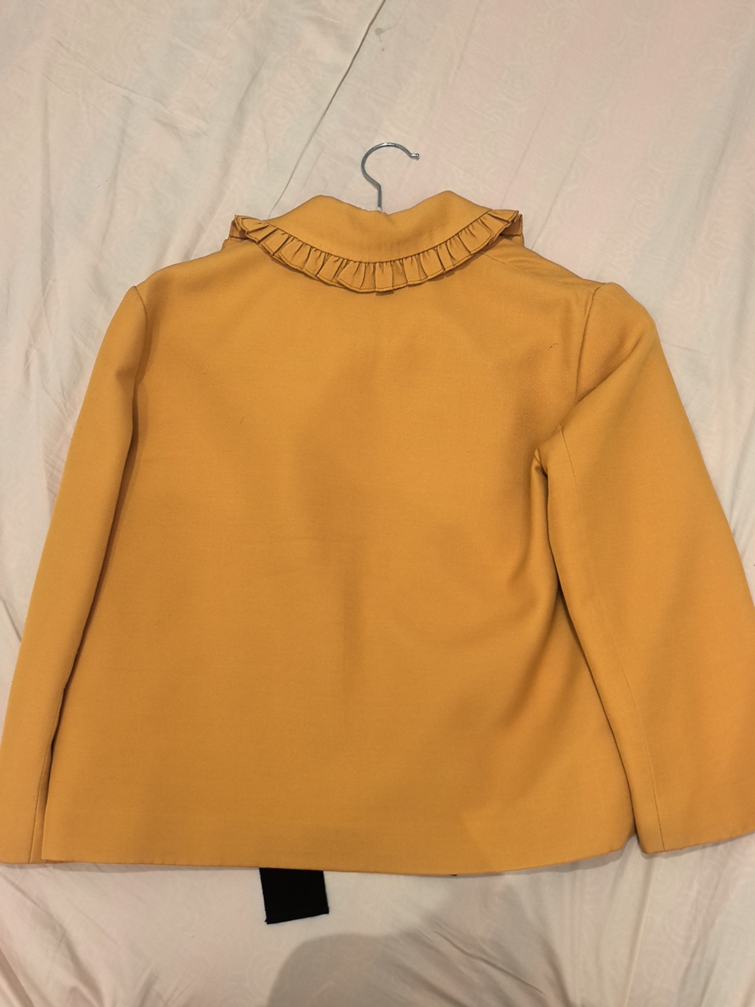 Gucci Gucci Pearl Button Peter Pan Collar Jacket Size 42 Size M / US 6-8 / IT 42-44 - 2 Thumbnail