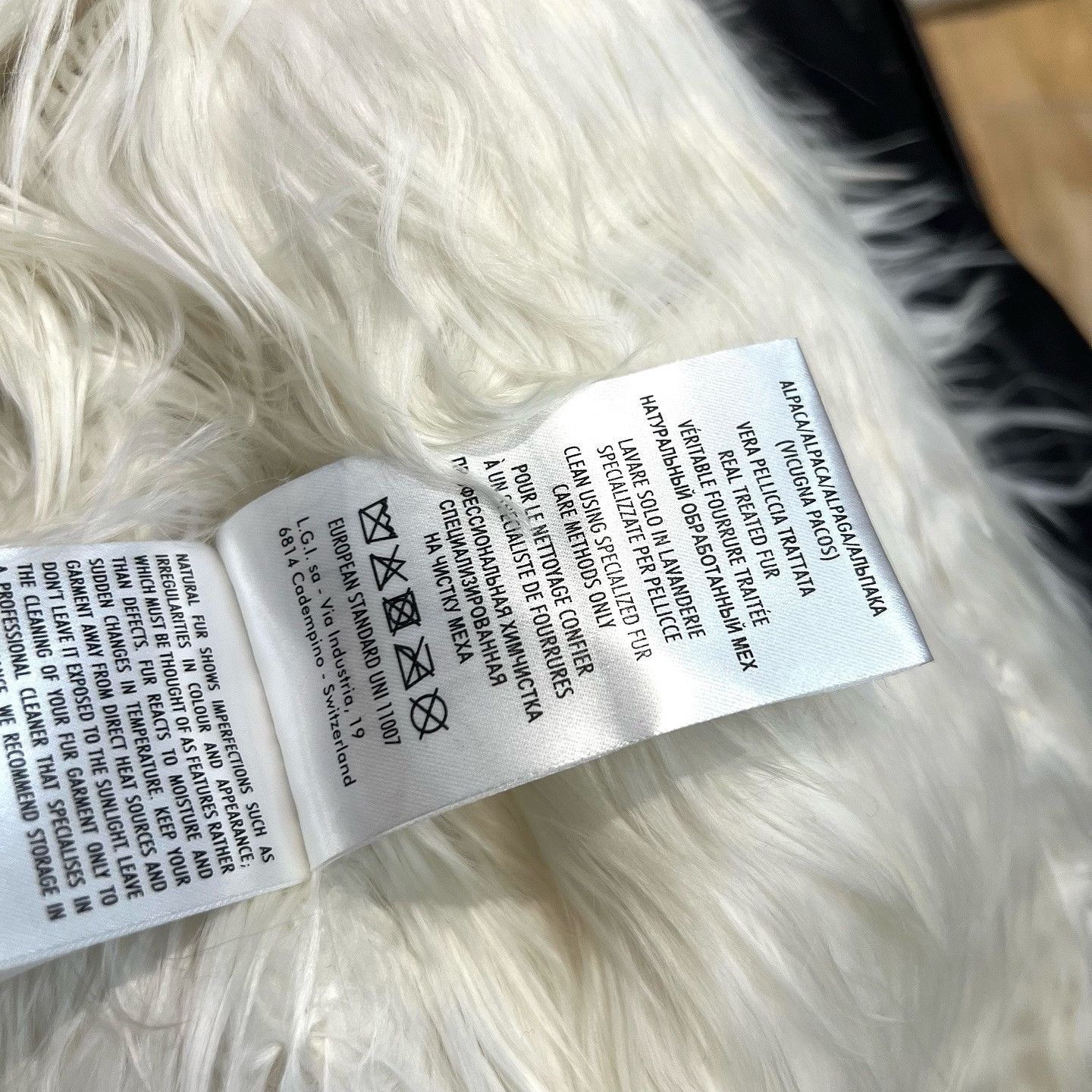 Gucci Gucci Alpaca Fur Jacket Size 36 Size XS / US 0-2 / IT 36-38 - 17 Thumbnail