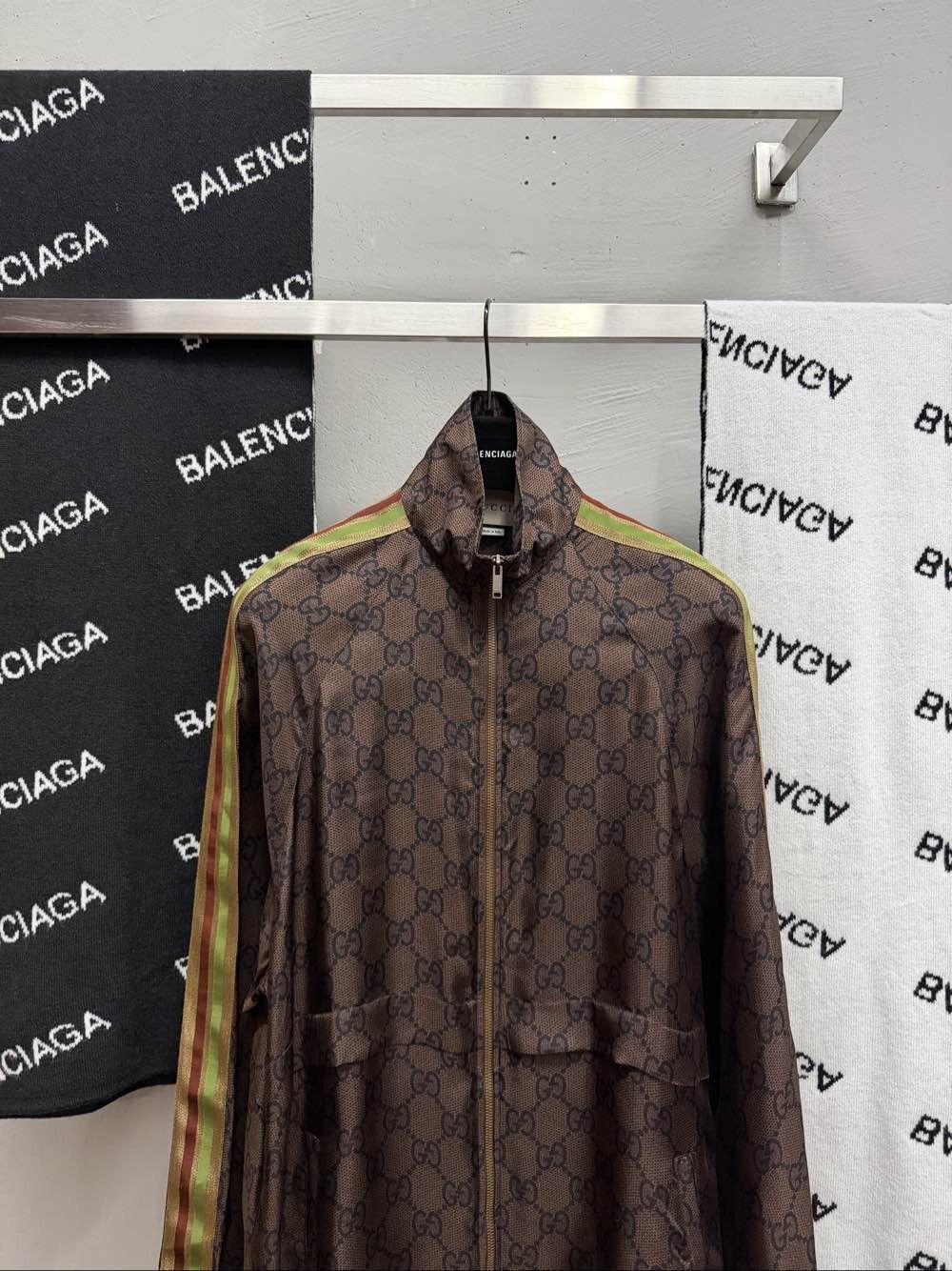 Gucci Gucci GG Monogram Jacket Size M Size M / US 6-8 / IT 42-44 - 5 Thumbnail