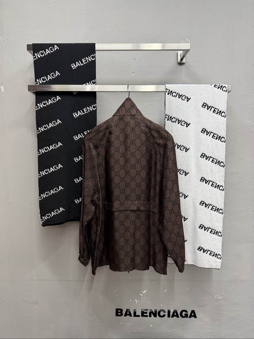 Gucci Gucci GG Monogram Jacket Size M Size M / US 6-8 / IT 42-44 - 2 Thumbnail