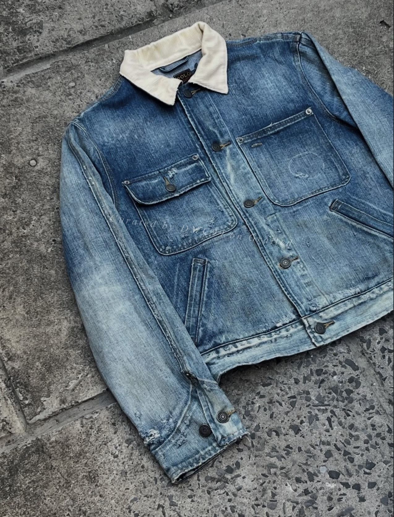 Vintage Vintage 1990s Distressed Faded Denim Trucker Jacket Size US M / EU 48-50 / 2 - 2 Thumbnail