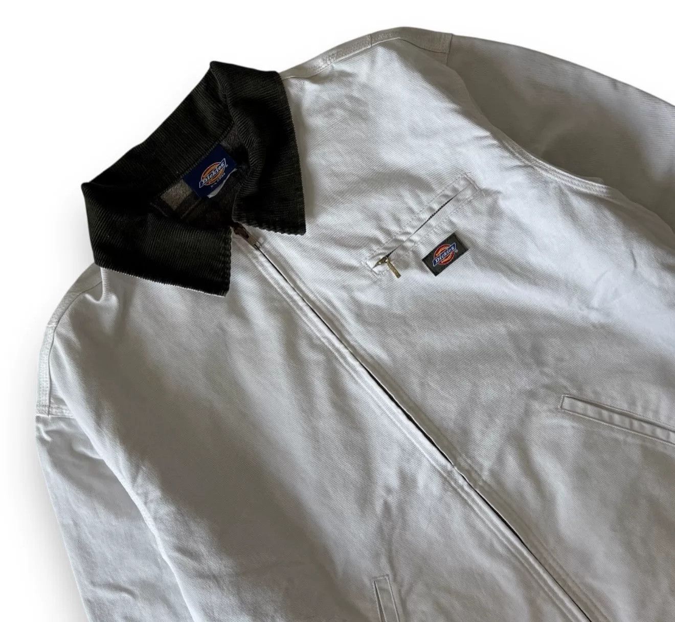 Vintage Vintage Dickies 2000s White Denim Work Jacket Size US XL / EU 56 / 4 - 2 Thumbnail