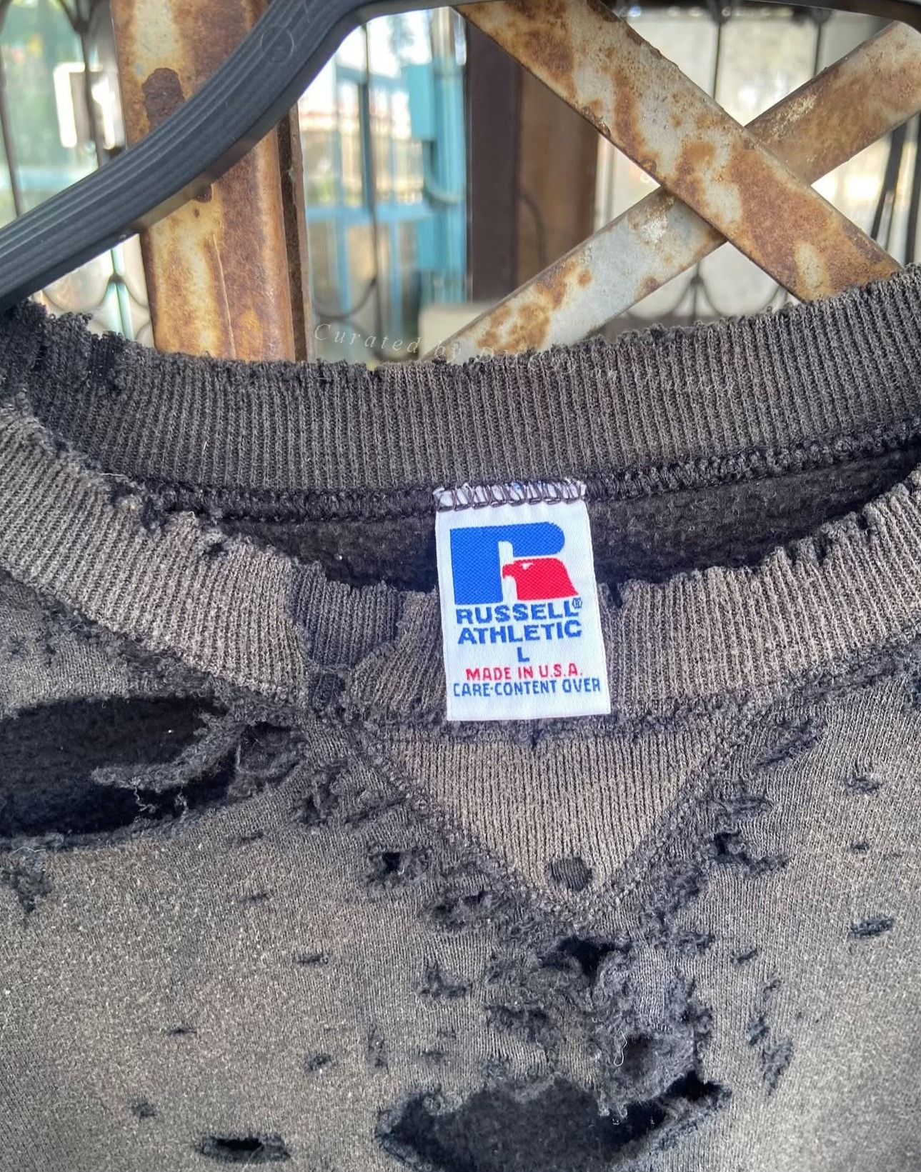 Vintage 90s Vintage Thrashed Distressed Faded Russell Sweatshirt Size US M / EU 48-50 / 2 - 4 Thumbnail