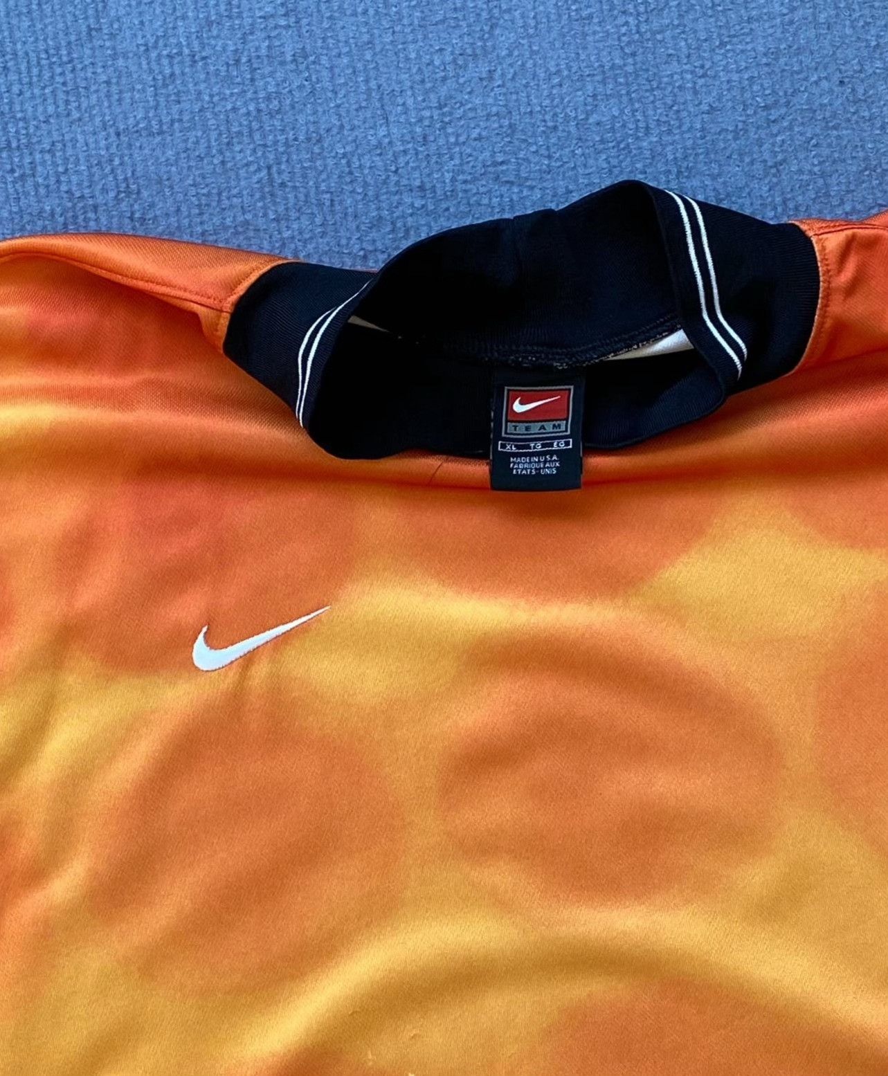 Vintage Vintage 90's Nike Polka Dot Goalkeeper Jersey Size US M / EU 48-50 / 2 - 3 Thumbnail