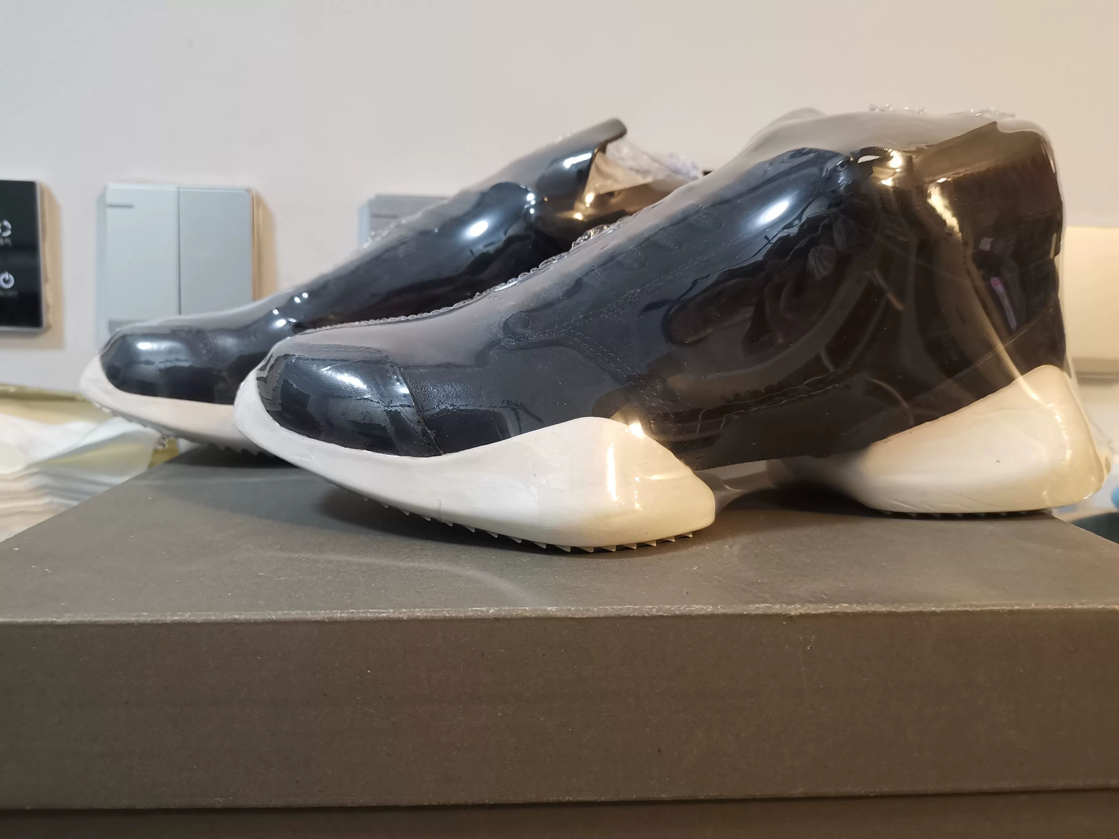 Rick Owens Adidas x Rick Owens Runner Men's Shoes Size US 7 / EU 40 - 2 Thumbnail