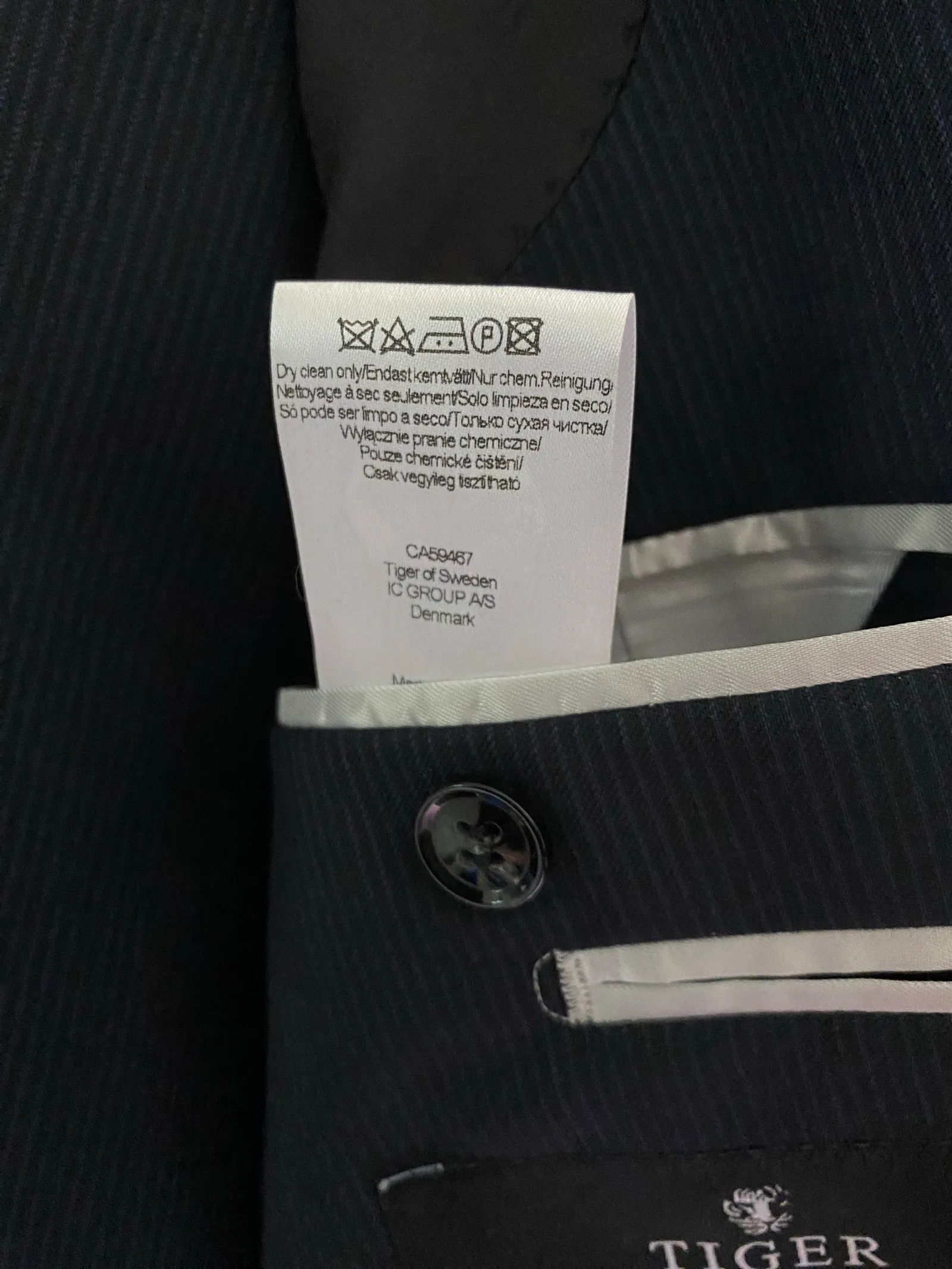 Tiger of Sweden Tiger of Sweden Harrie Suit Size 36R - 5 Thumbnail