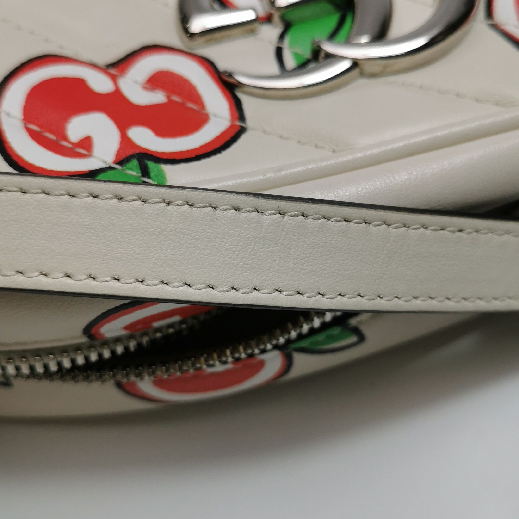Gucci Gucci Women os Crossbody Bags Size ONE SIZE - 25 Thumbnail
