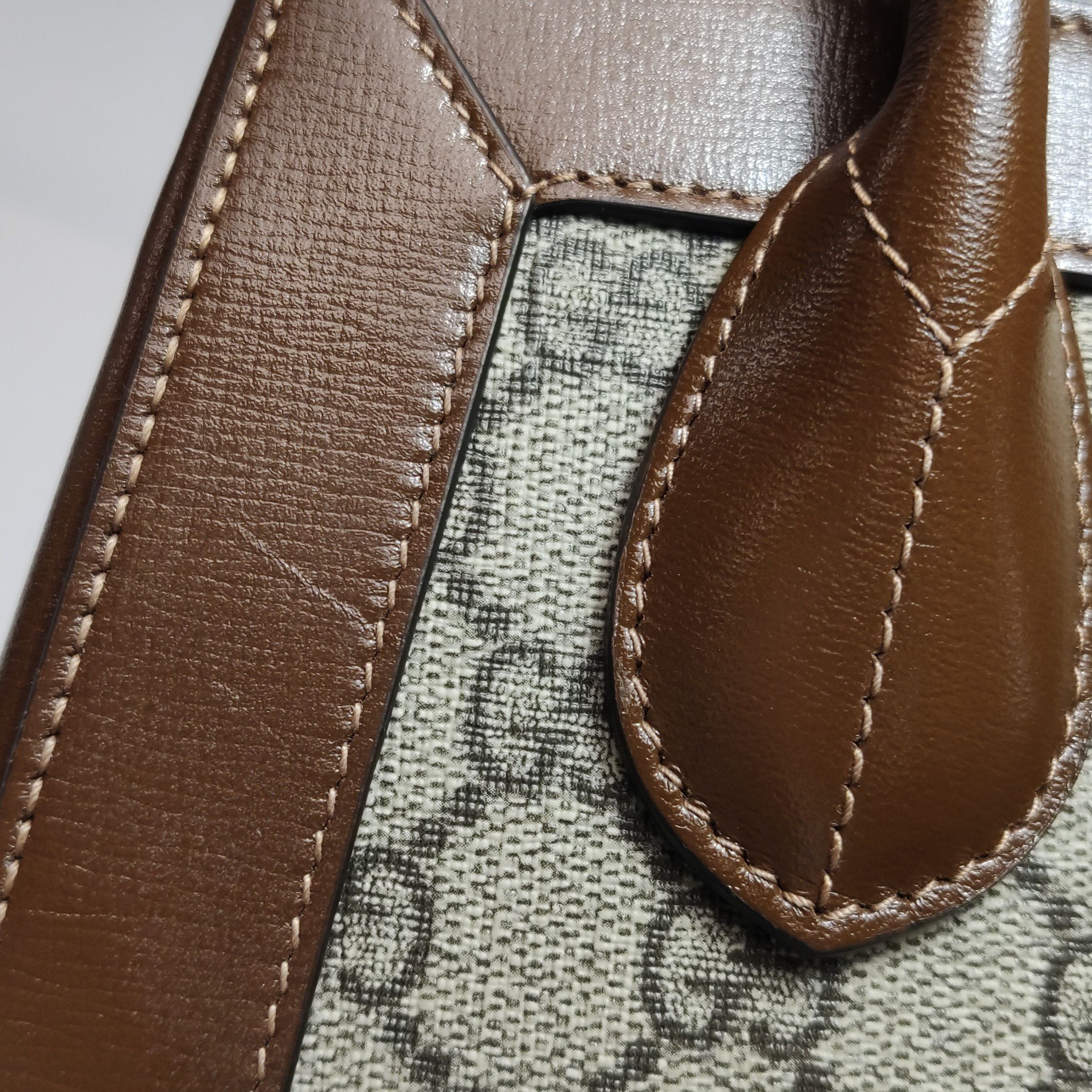 Gucci Gucci Women os Crossbody Bags Size ONE SIZE - 16 Thumbnail