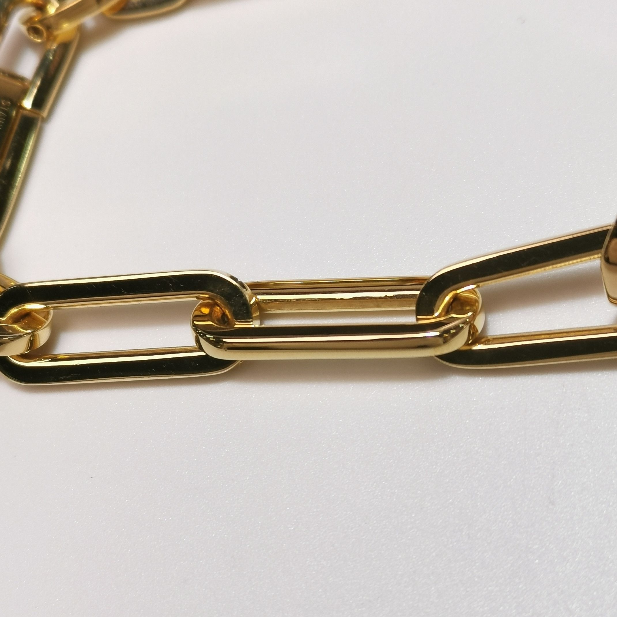 Gucci Gucci Women os Watches Size ONE SIZE - 12 Thumbnail
