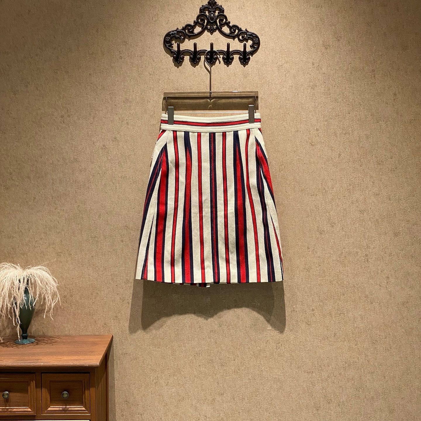 Gucci Gucci Striped Mini Skirt Size 40 Size 27" / US 4 / IT 40 - 2 Thumbnail