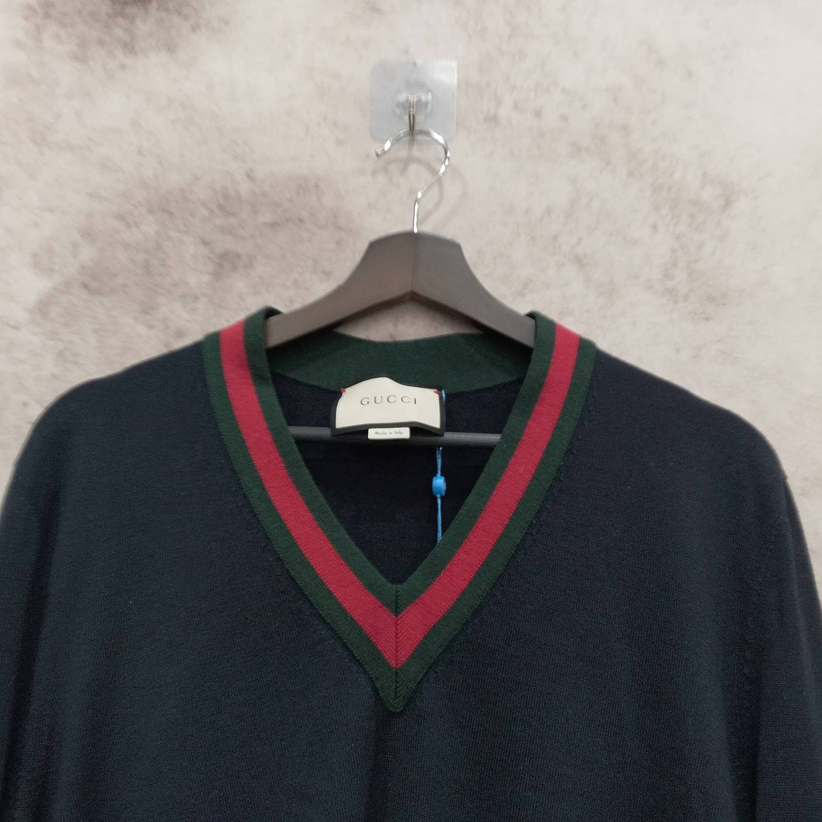 Gucci Gucci V-Neck Wool Sweater Size L Size US L / EU 52-54 / 3 - 6 Thumbnail