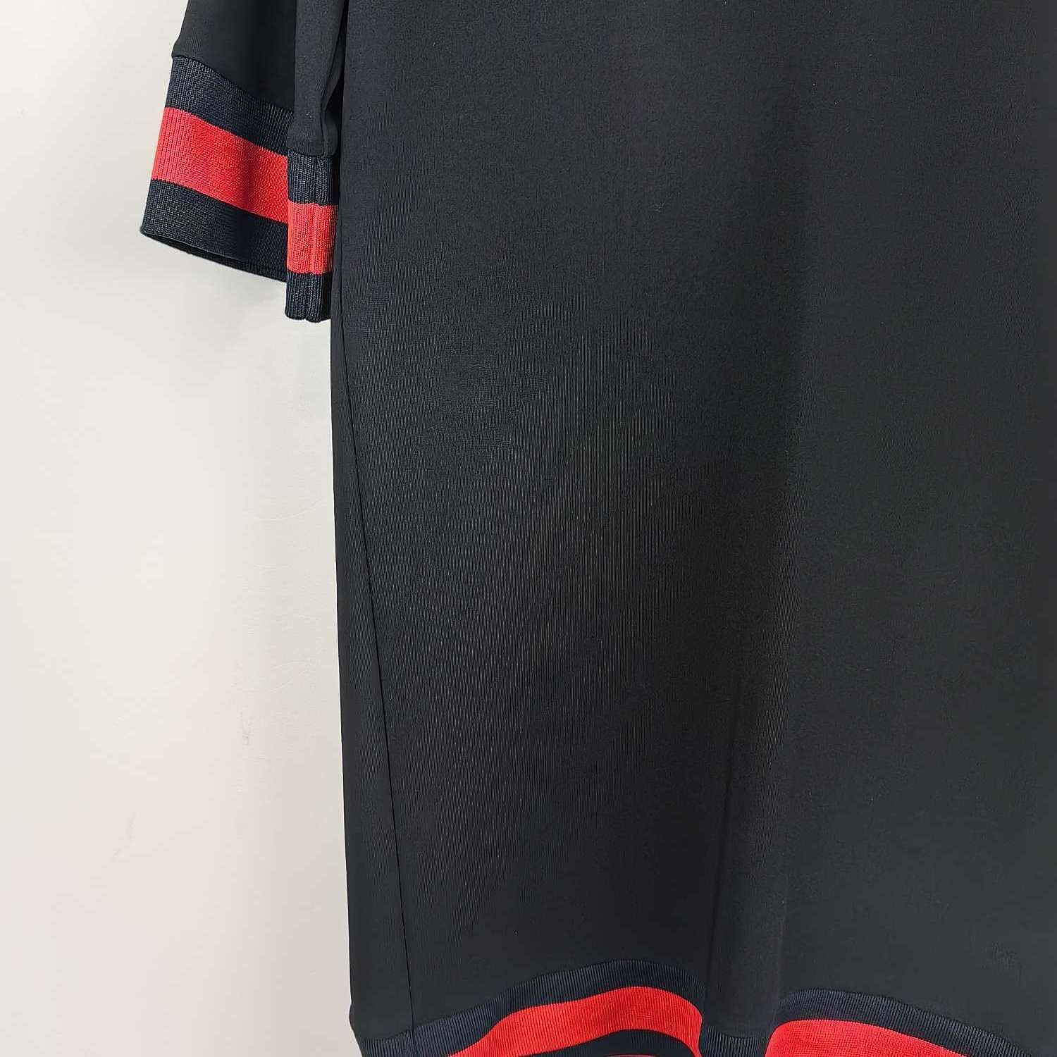 Gucci Gucci V-Neck Stripe Trim Dress Size 42 Size M / US 6-8 / IT 42-44 - 6 Thumbnail