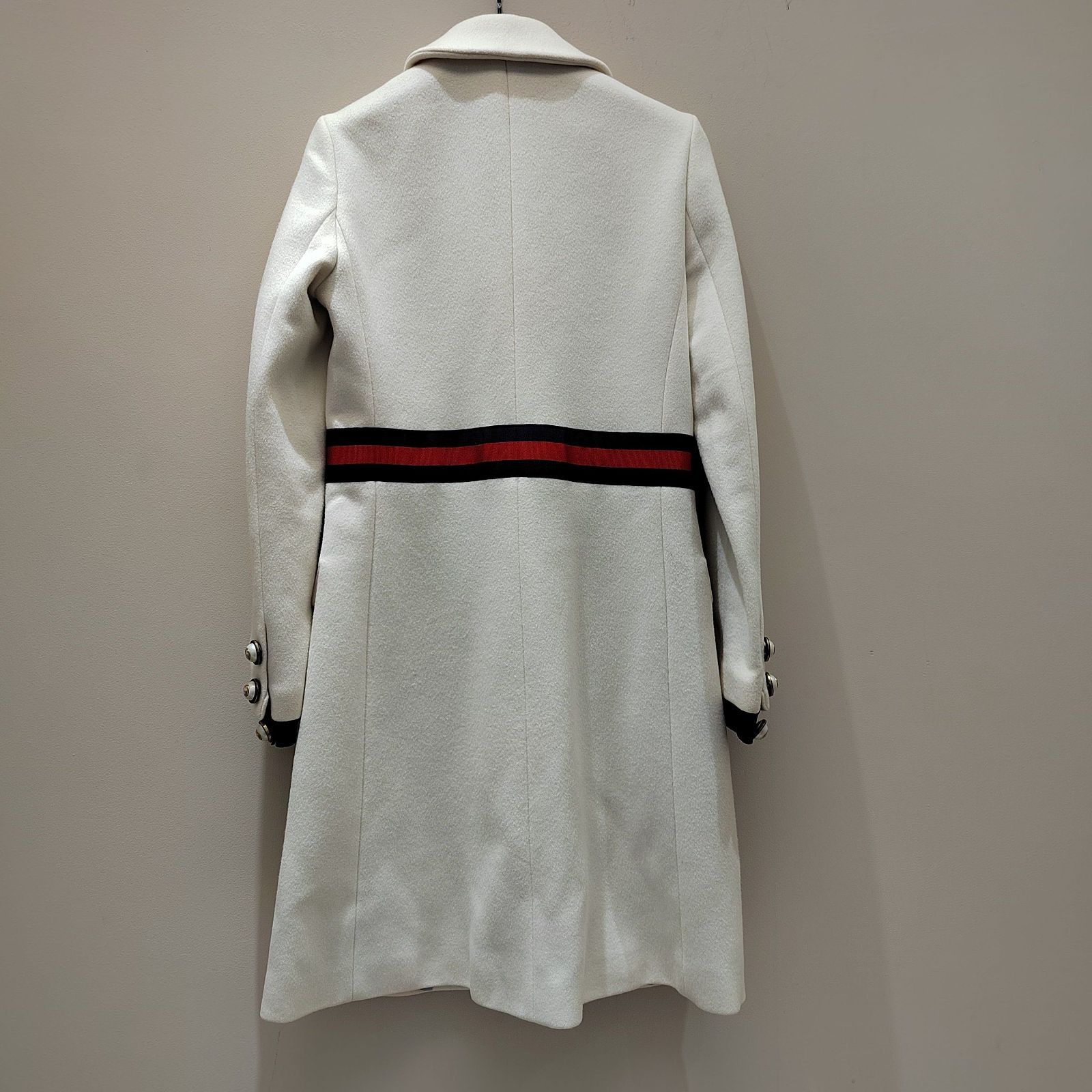 Gucci Gucci Pearl Button Stripe Coat Size 38 Size XS / US 0-2 / IT 36-38 - 2 Thumbnail