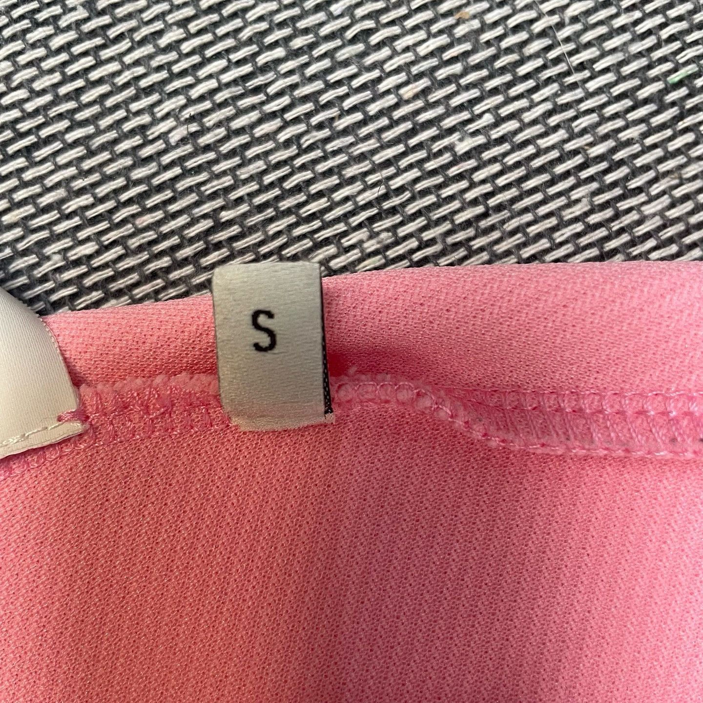 Gucci Gucci Pink Wrap Mini Skirt Size S Size 27" / US 4 / IT 40 - 6 Thumbnail