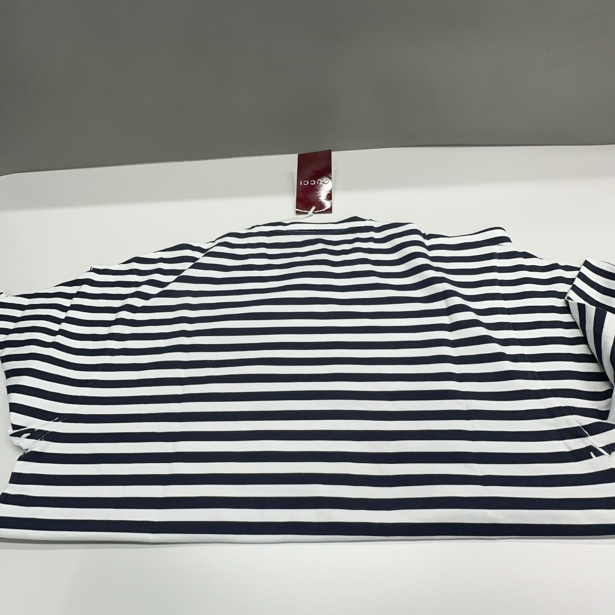 Gucci Gucci Striped Logo T-Shirt Size L Size US L / EU 52-54 / 3 - 7 Thumbnail
