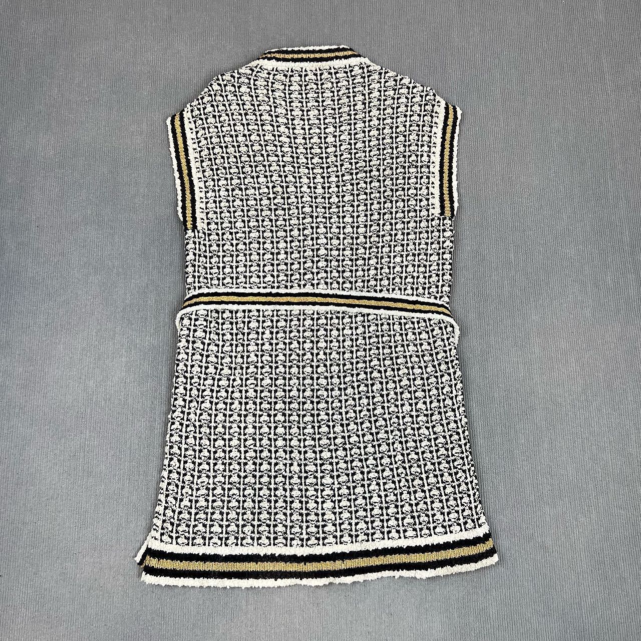Gucci Gucci V-Neck Sleeveless Sweater Vest Size S Size S / US 4 / IT 40 - 2 Thumbnail