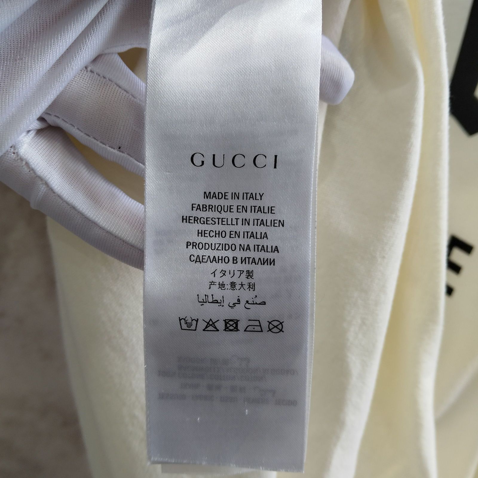 Gucci Gucci Guccy Logo T-Shirt Size L Size US L / EU 52-54 / 3 - 4 Thumbnail