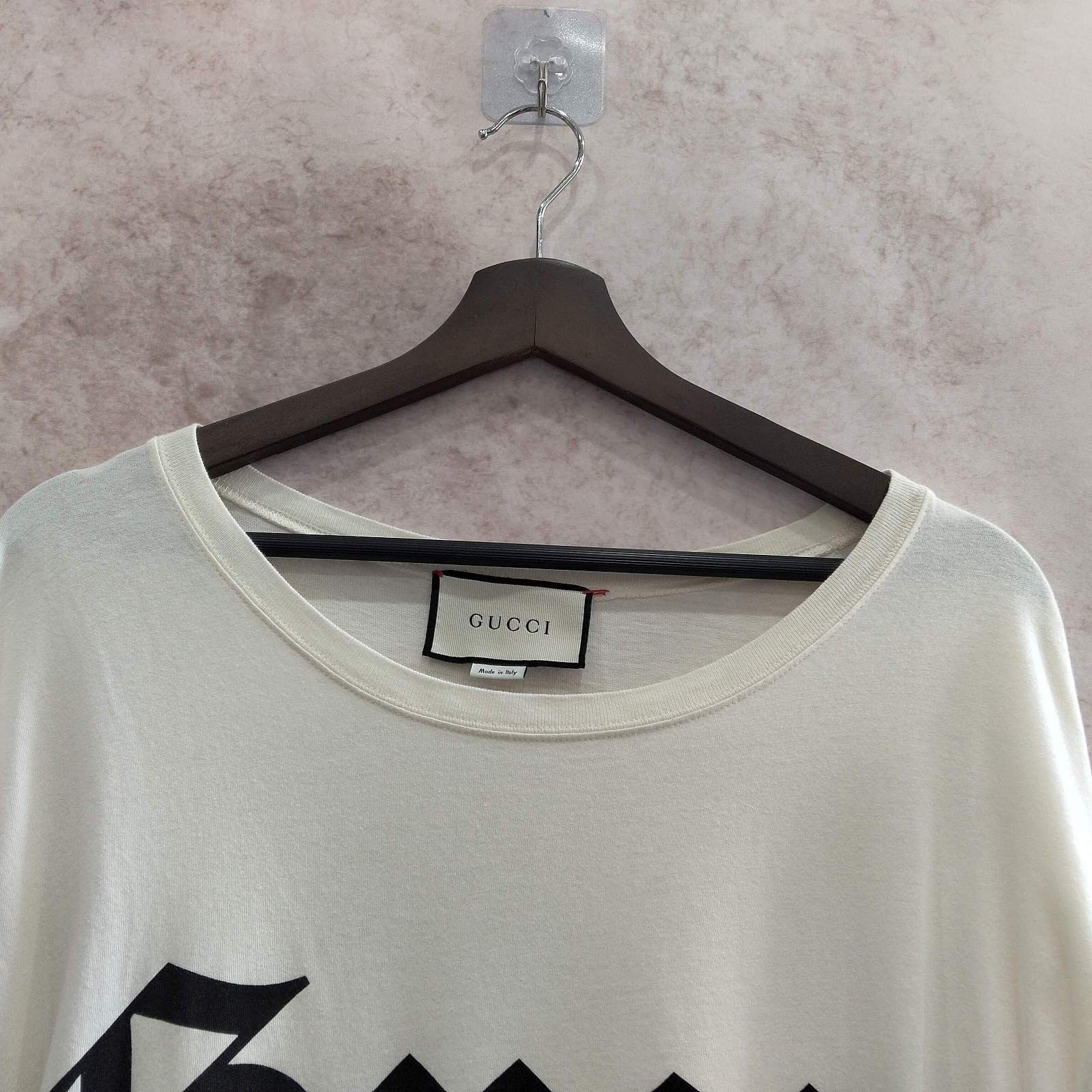 Gucci Gucci Guccy Logo T-Shirt Size L Size US L / EU 52-54 / 3 - 6 Thumbnail
