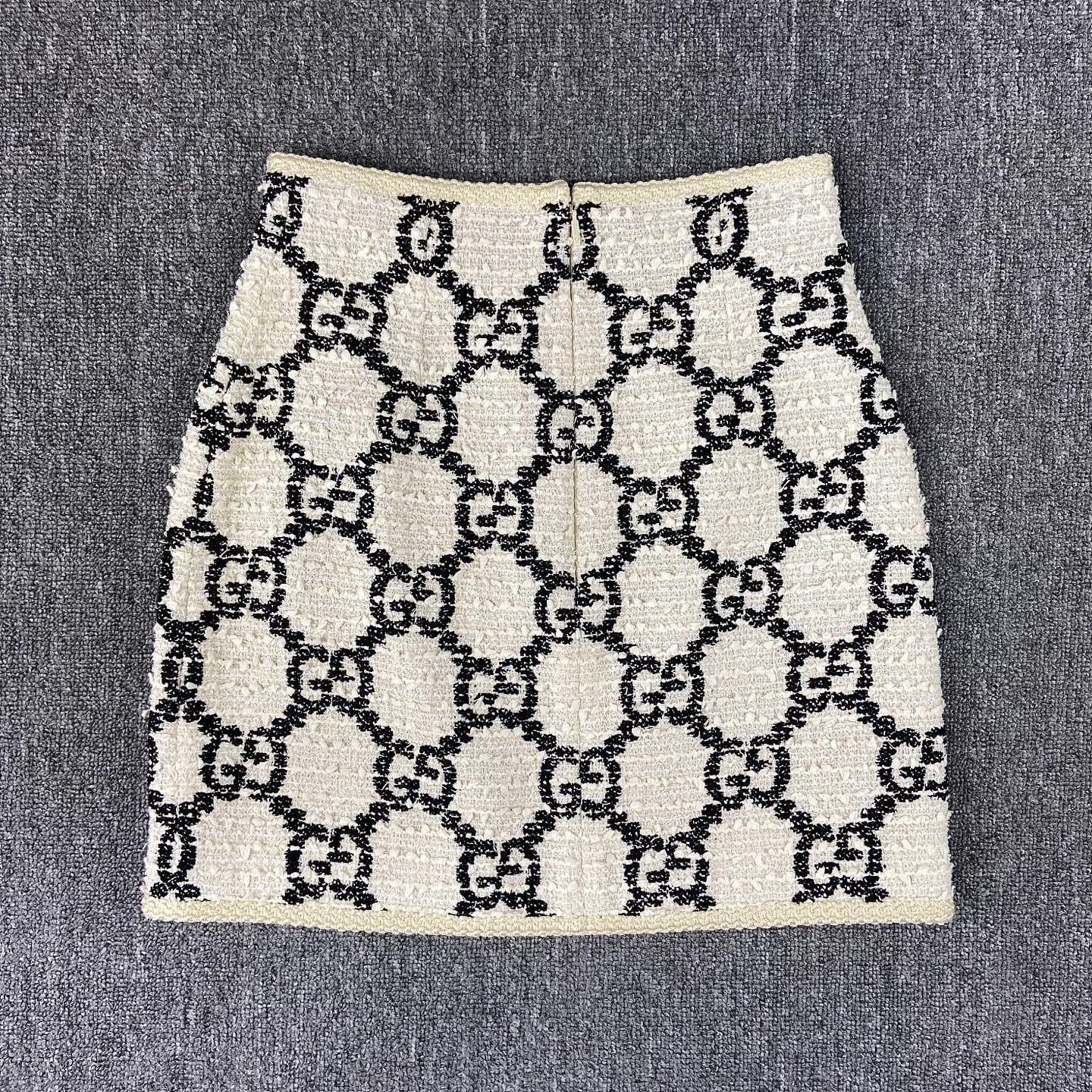 Gucci Gucci GG Logo Mini Skirt Size 38 Size 26" / US 2 / IT 38 - 2 Thumbnail