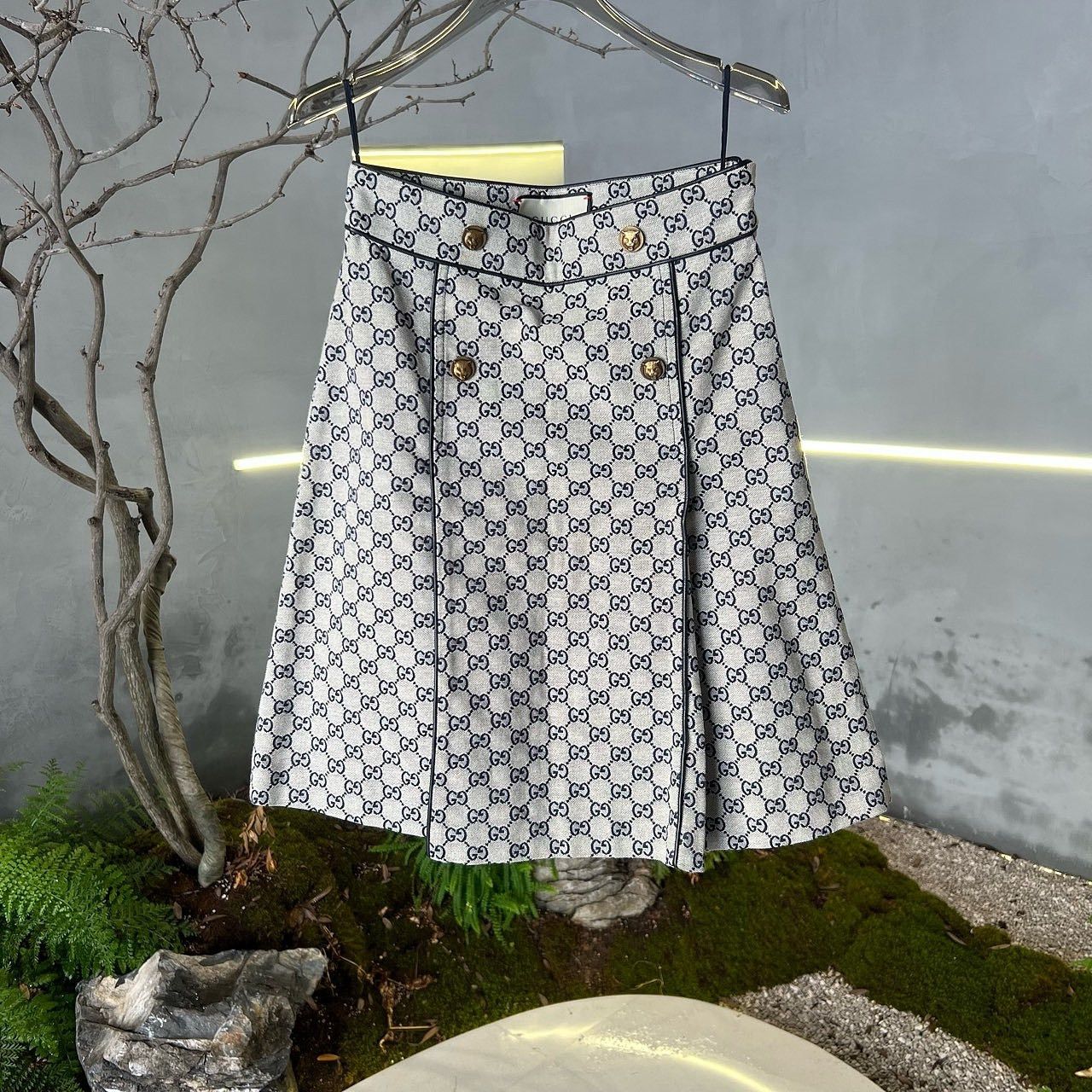Gucci Gucci GG Logo Print A-Line Skirt Size 38 Size 26" / US 2 / IT 38 - 6 Thumbnail