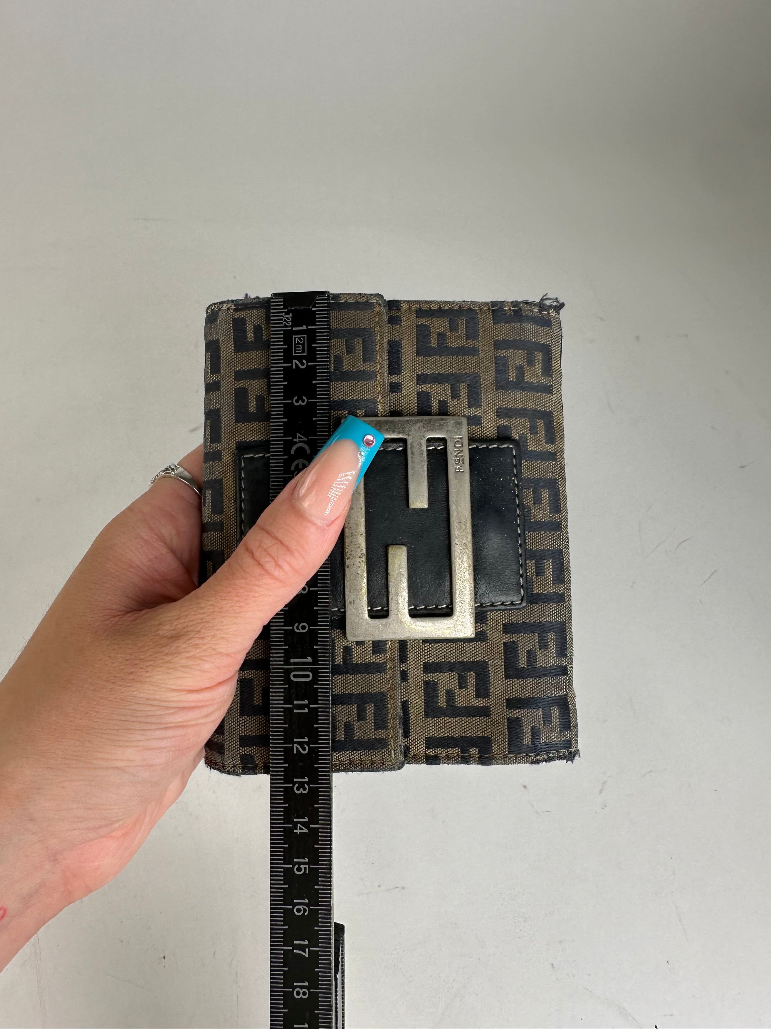 Fendi Vintage Fabric Wallet Brown Size ONE SIZE - 9 Thumbnail
